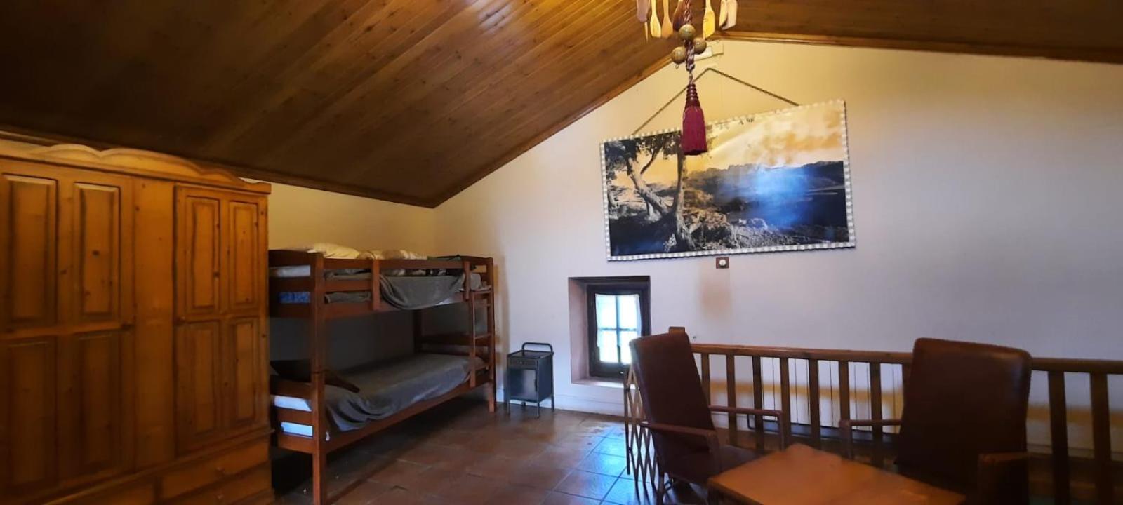 Four-Bedroom House photo 3