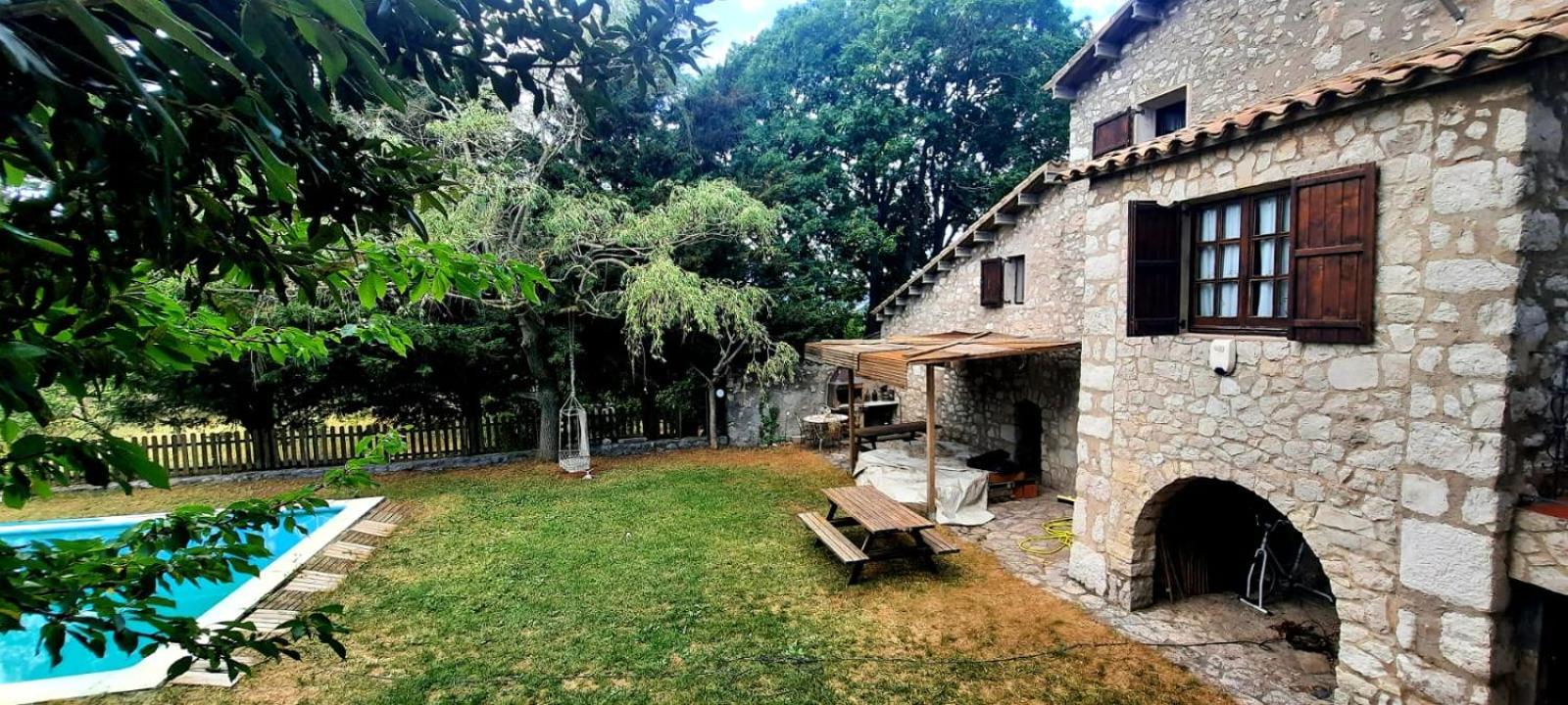 Four-Bedroom House photo 2