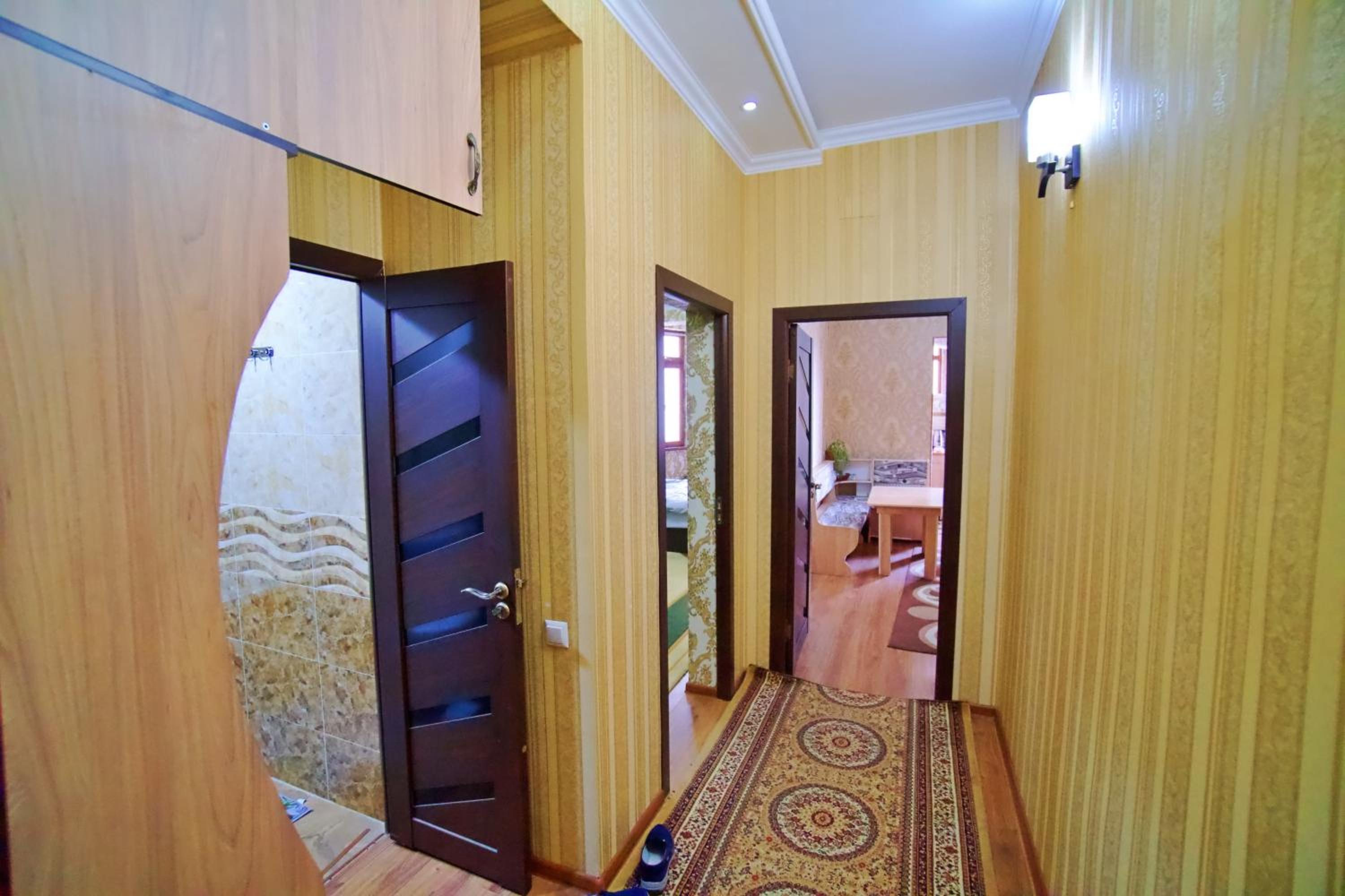One-Bedroom Apartment photo 2