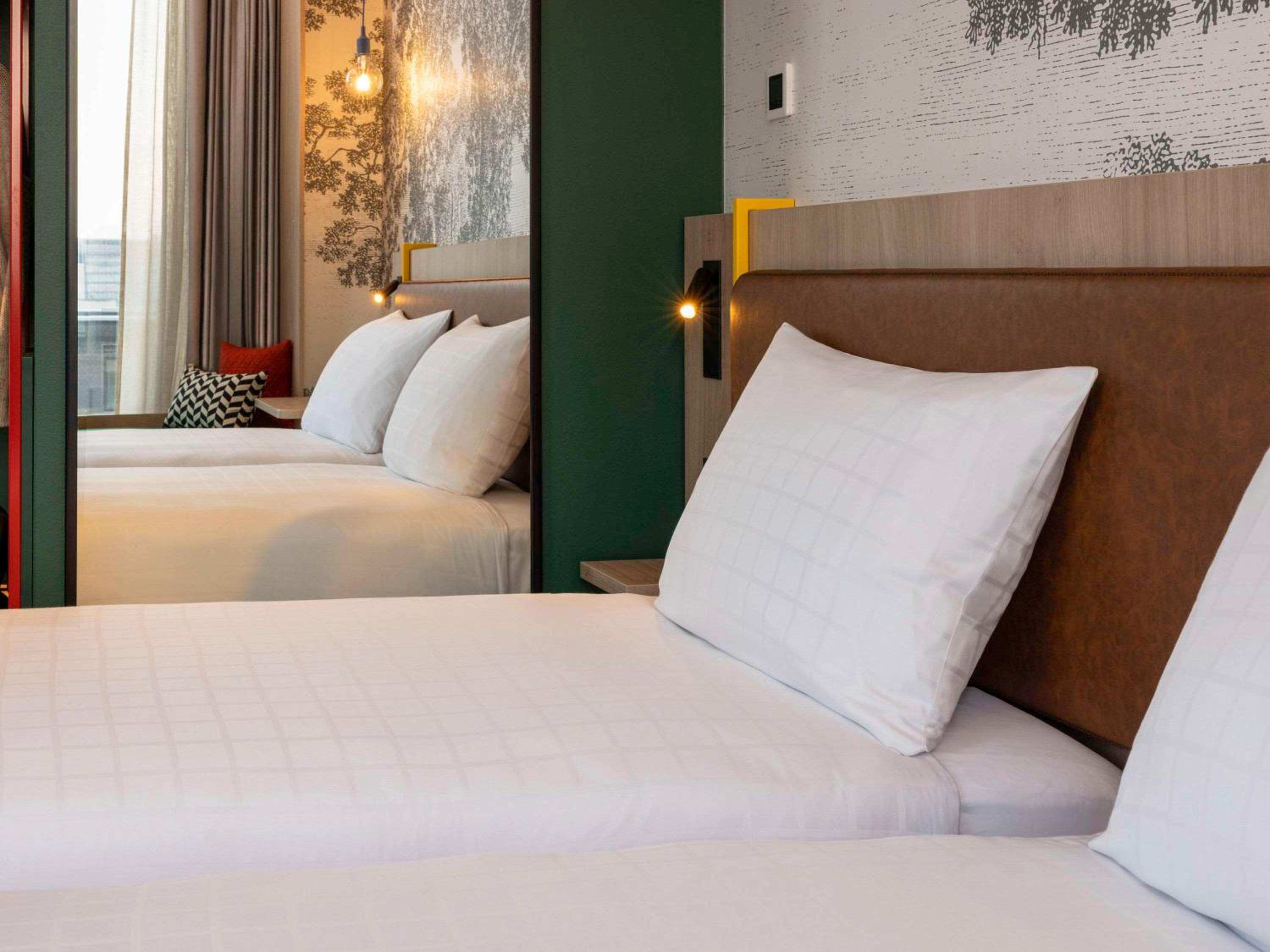Standard Twin Room - Photo 8