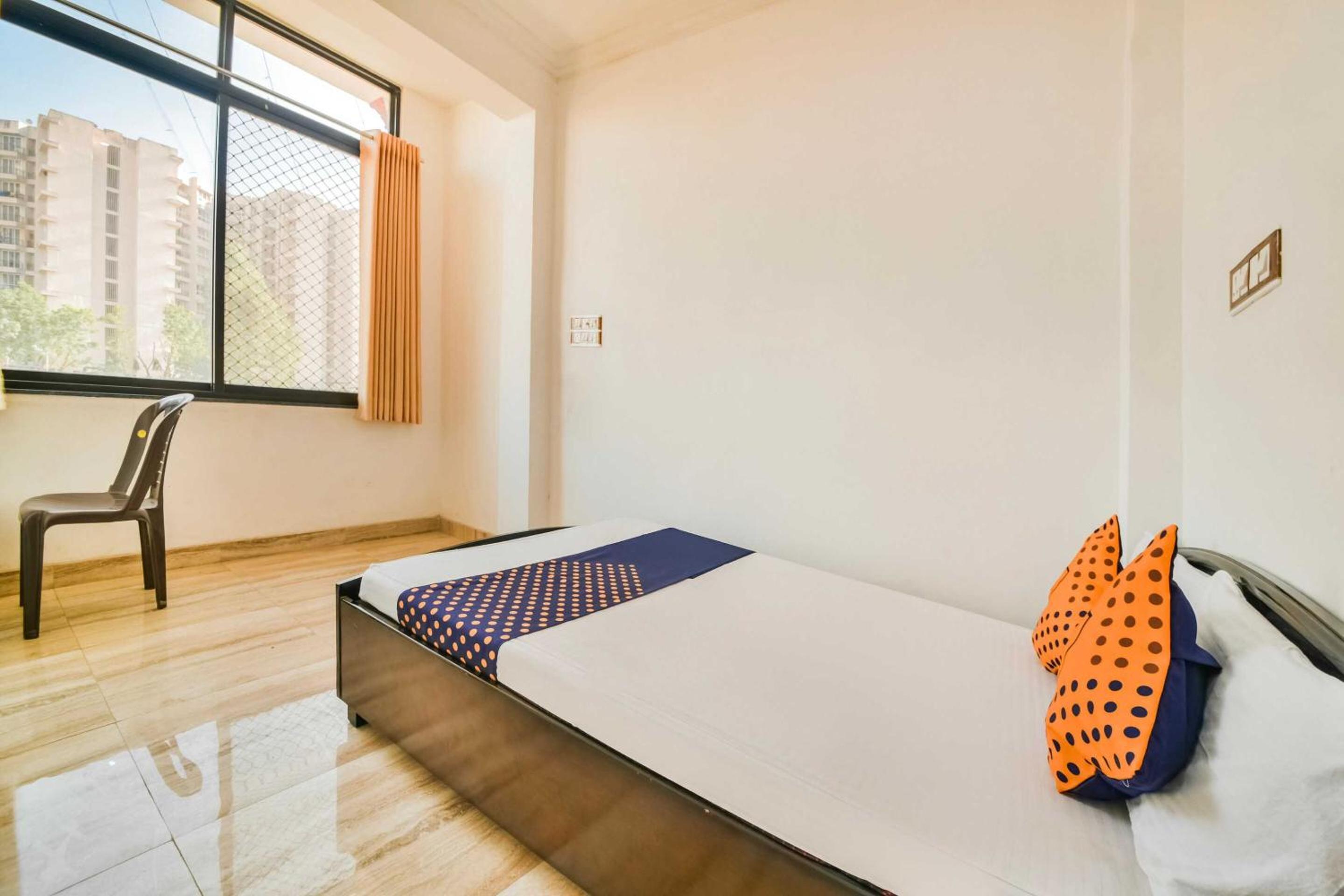 Classic Triple Room
