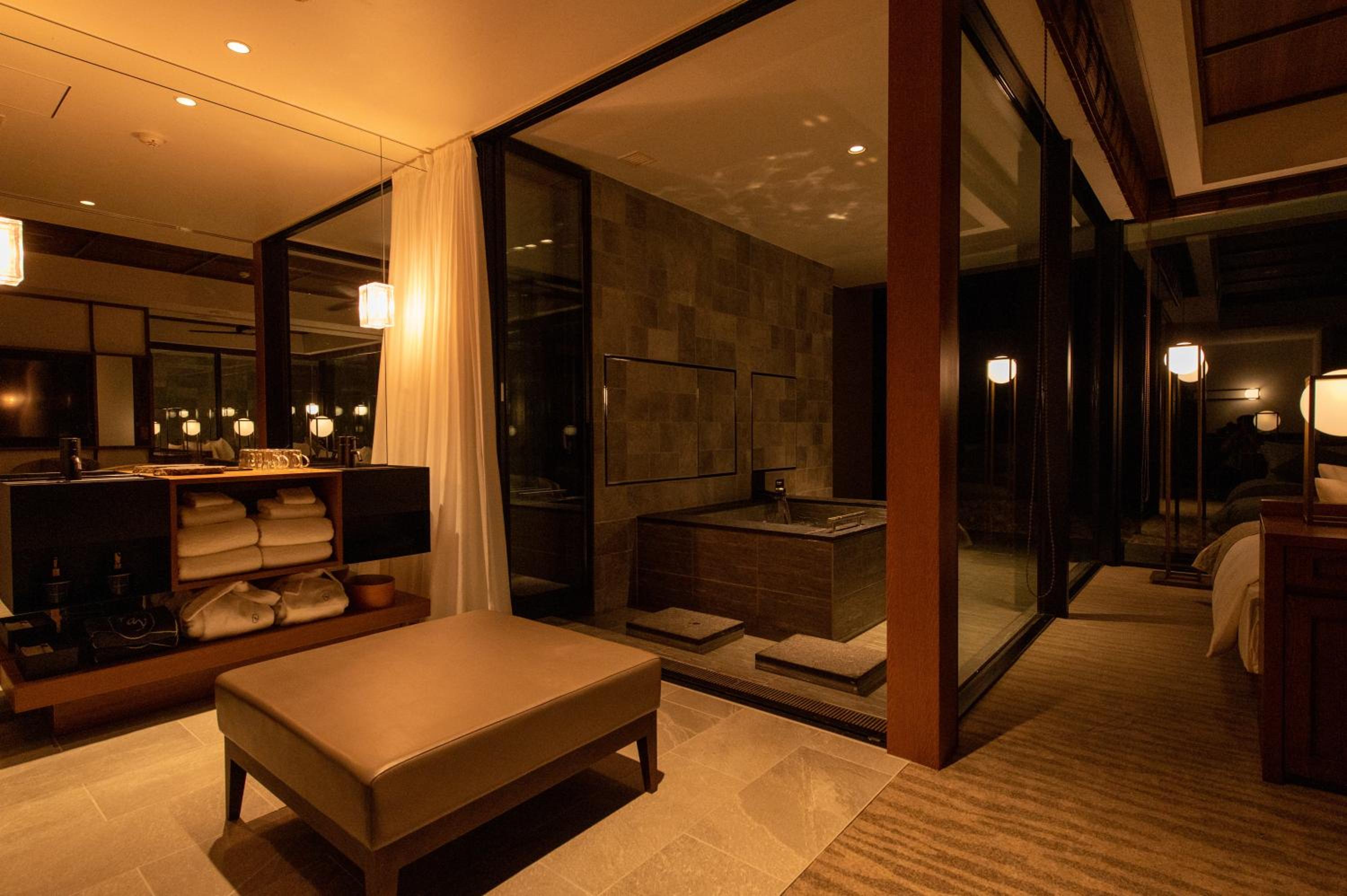Family Room with Sea View photo 2
