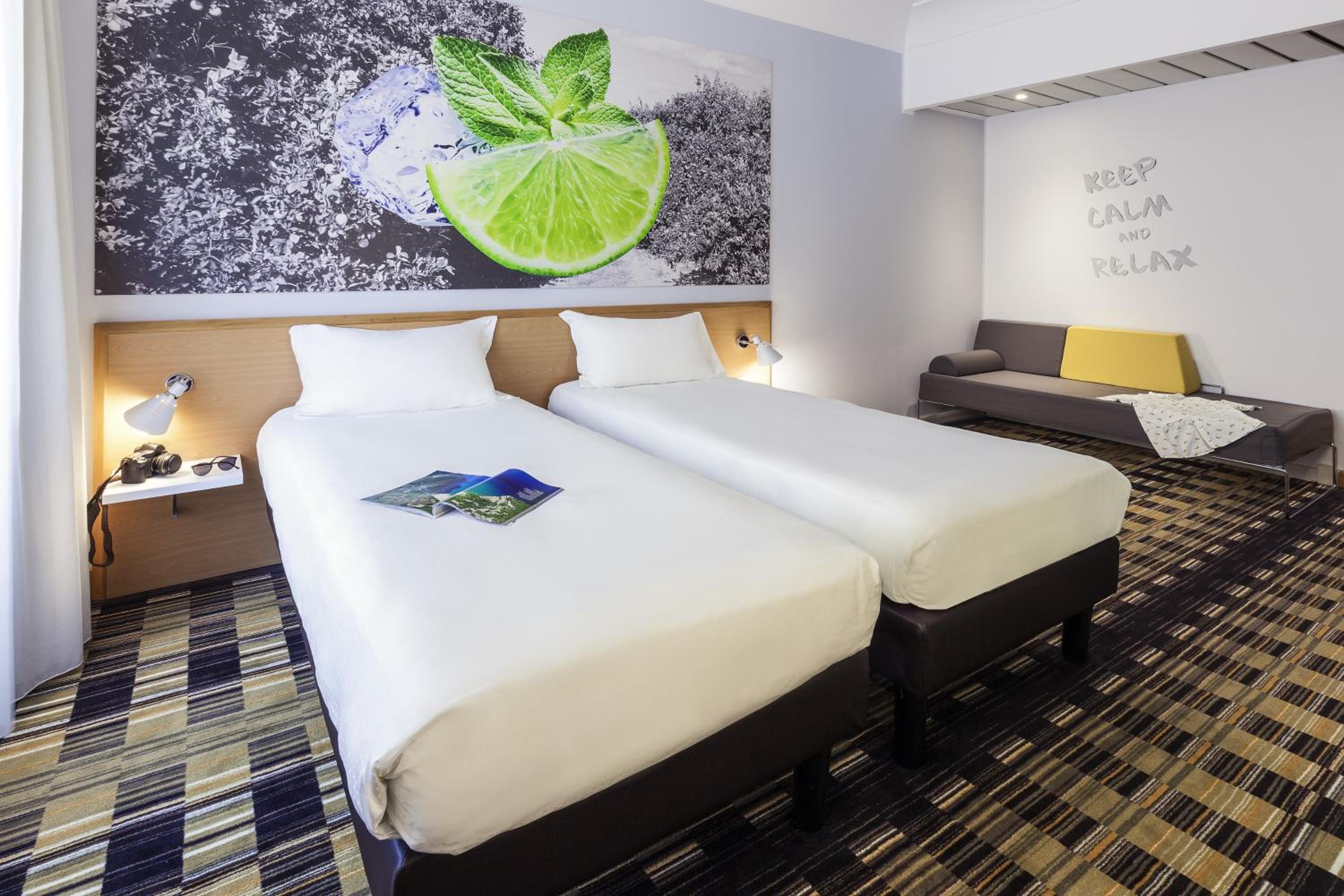 Standard Room With Three Single Beds