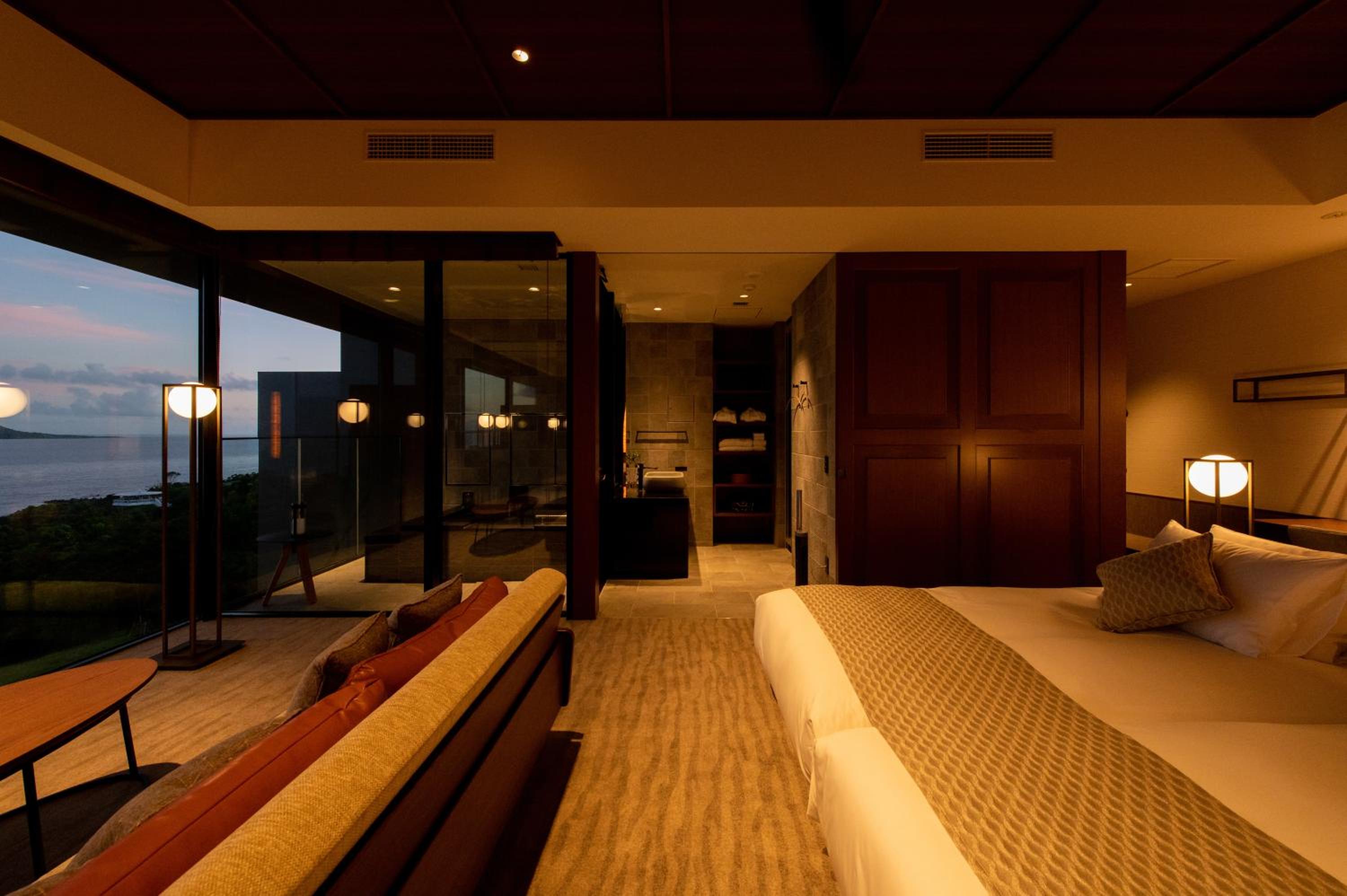 Superior Twin Room with Sea View photo 1