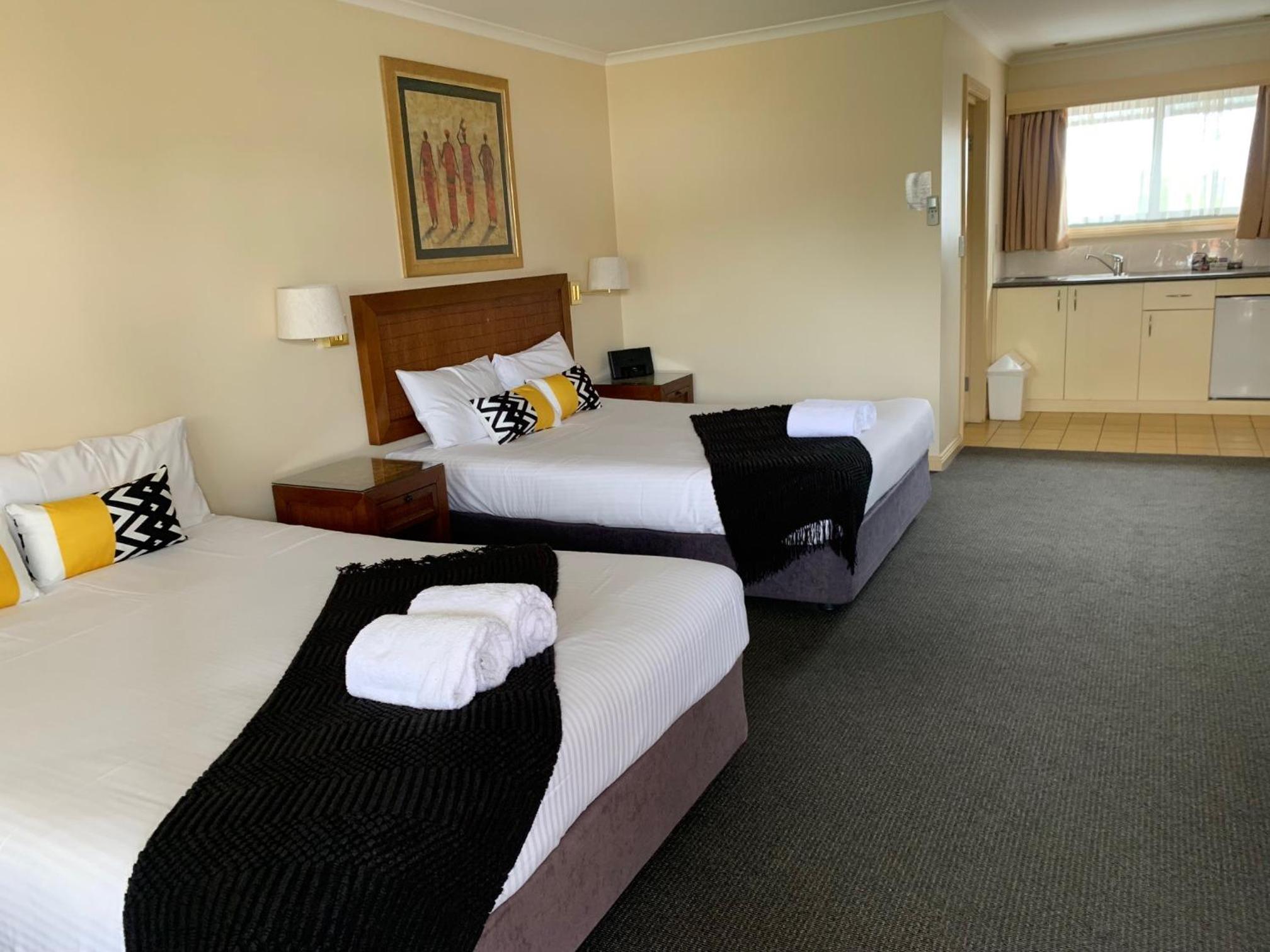 Superior Twin Room photo 2