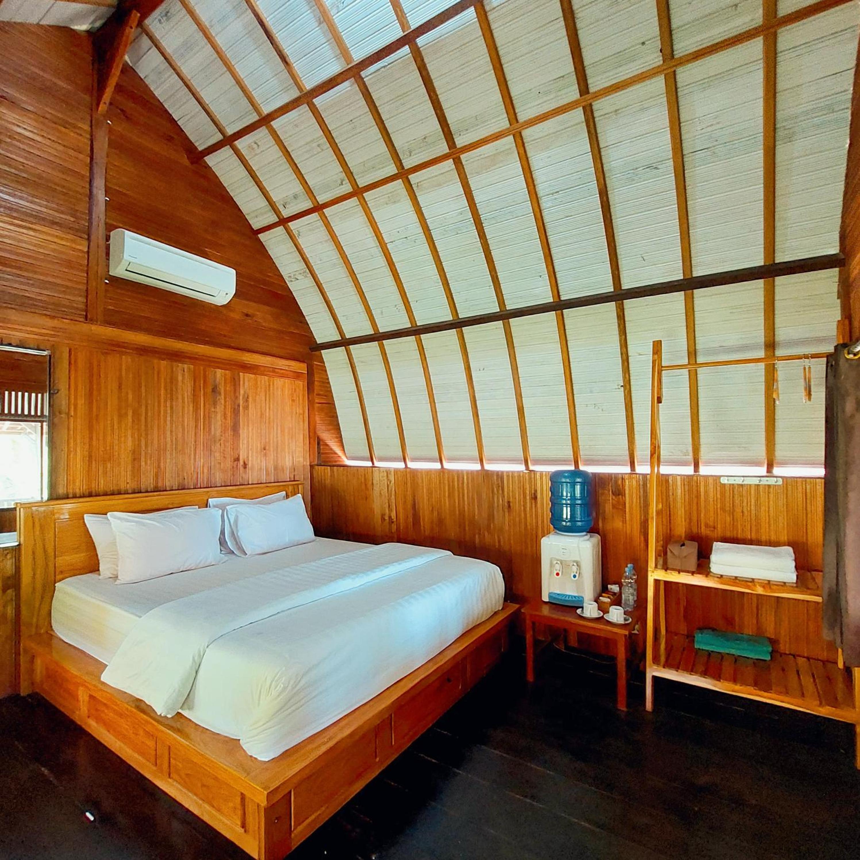Bungalow with Sea View photo 2