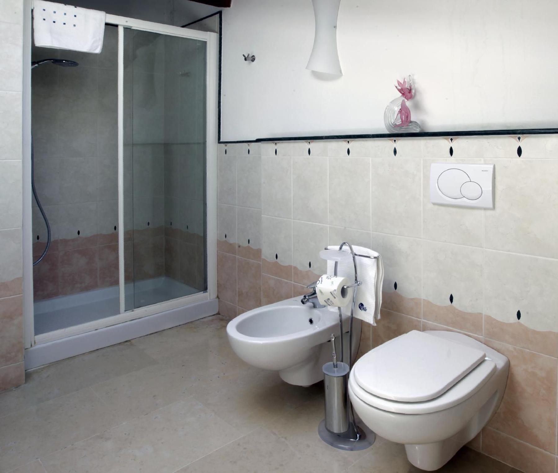 Deluxe Double Room - Photo 6