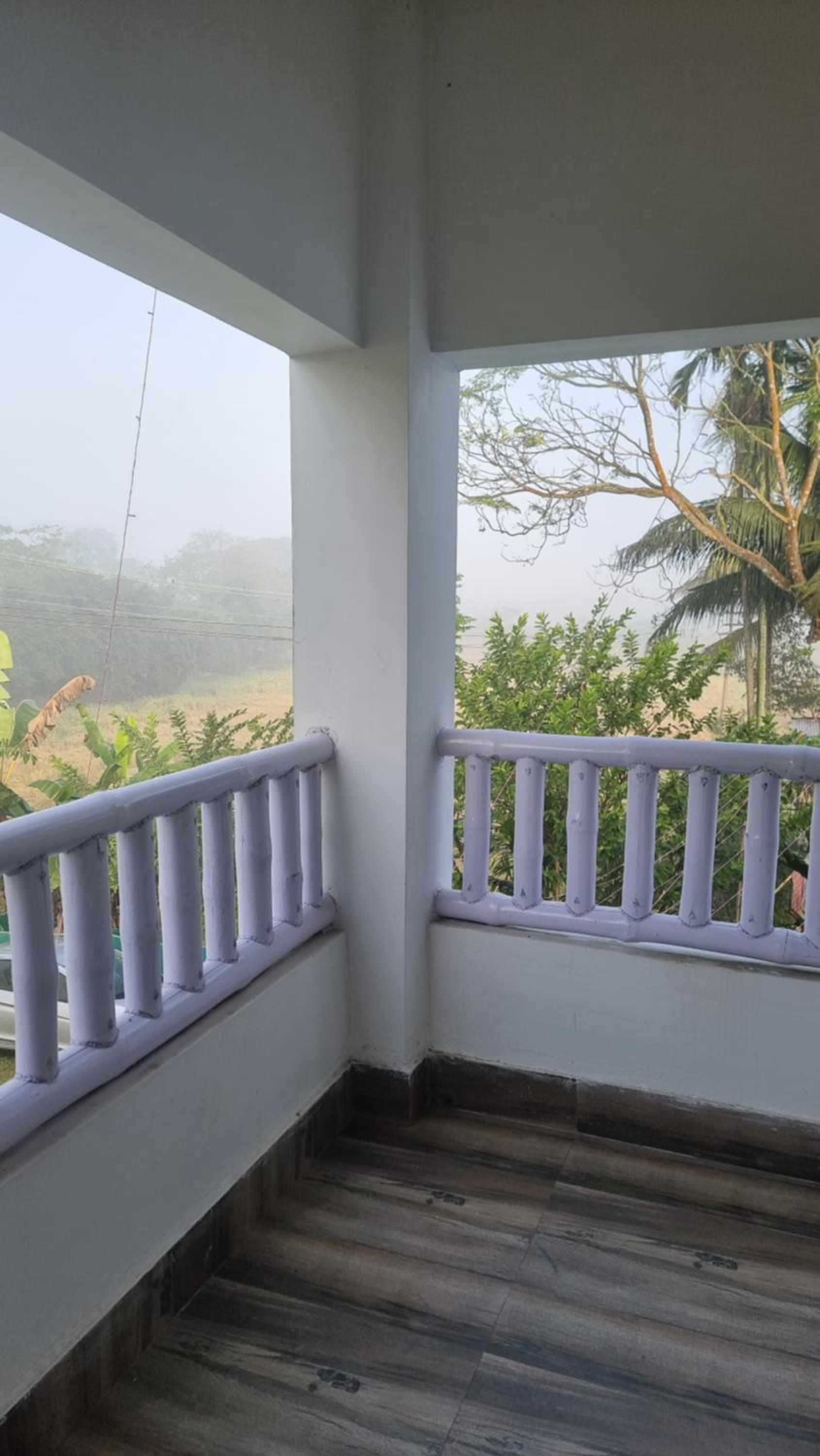 Deluxe Double Room with Balcony - Photo 3