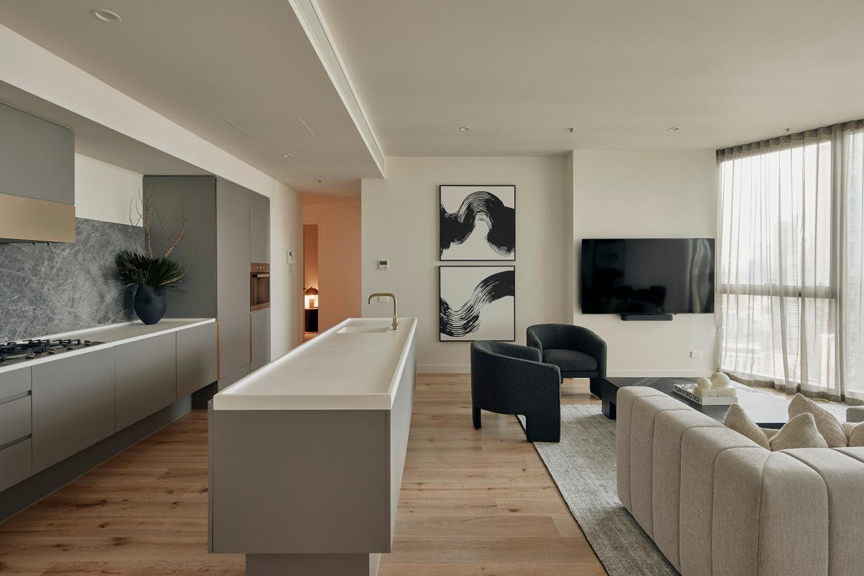 Three Bedroom Penthouse - Photo 6
