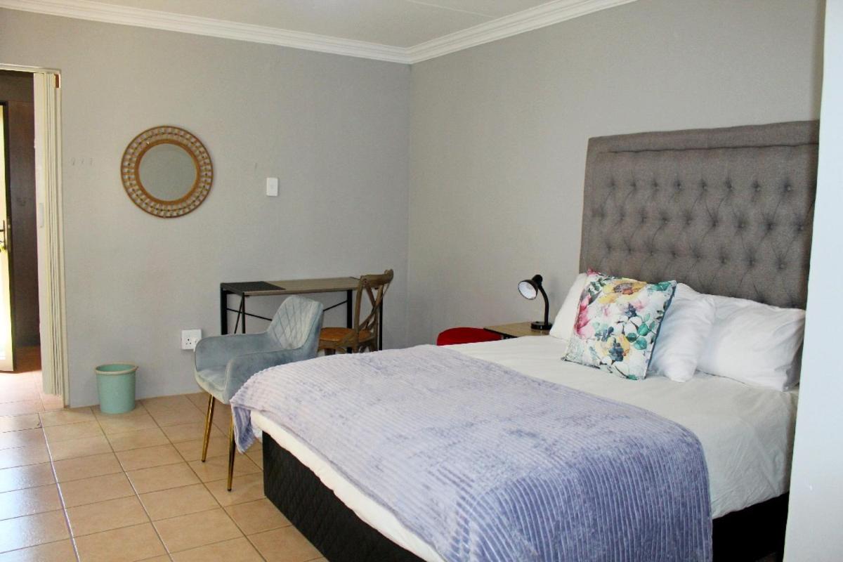 Queen Suite photo 1