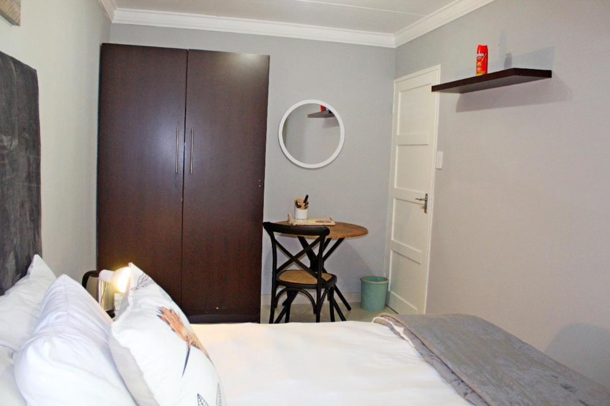 One-Bedroom Suite photo 3