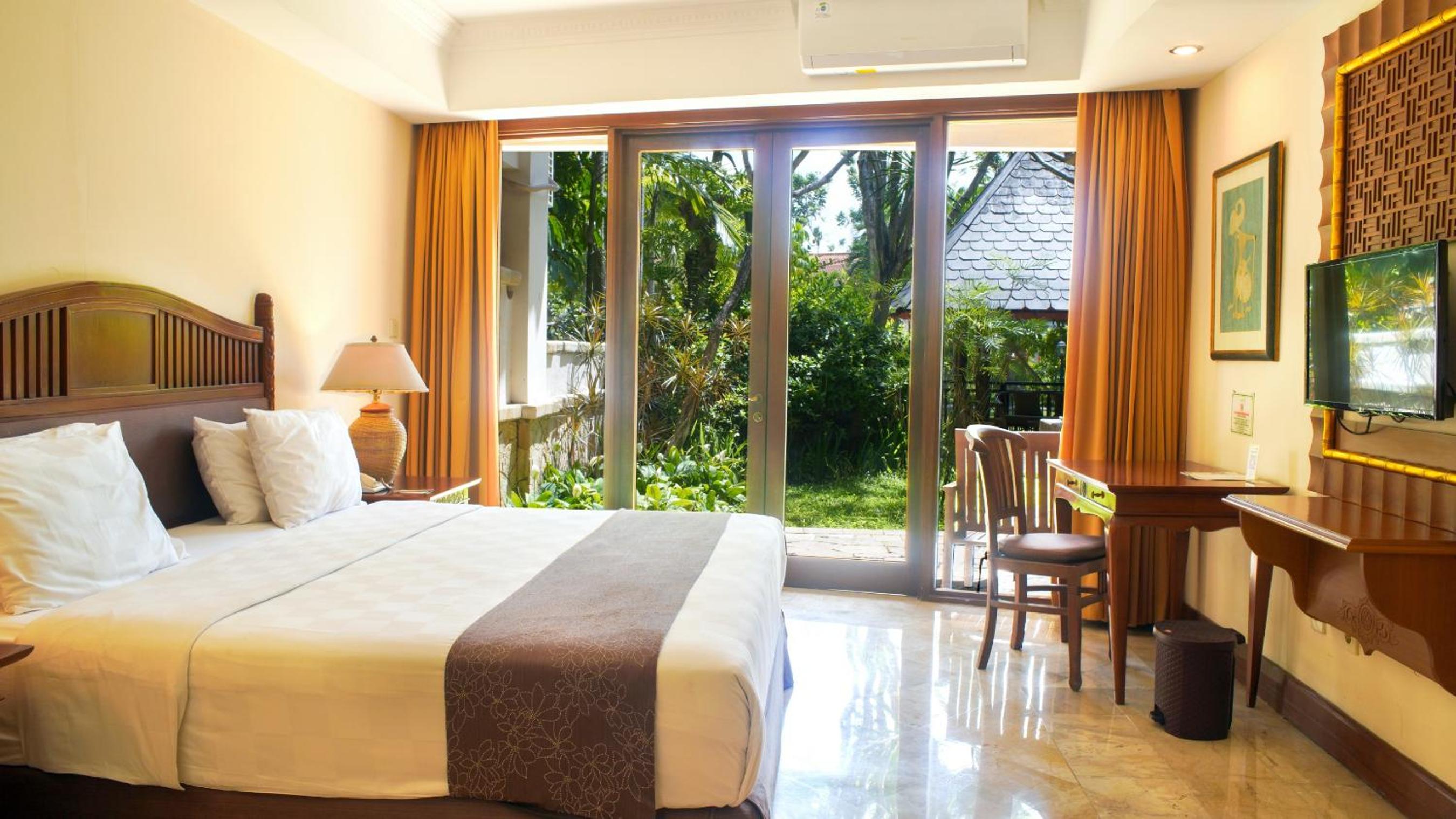 Deluxe Suite - Photo 1