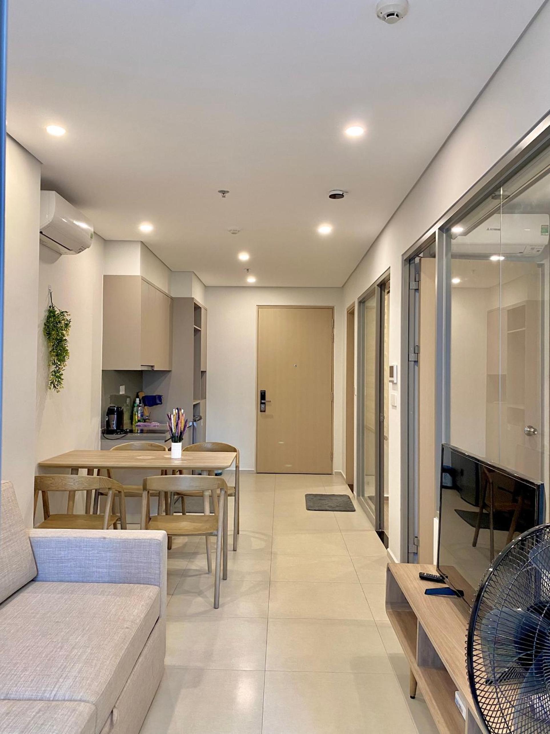 Two-Bedroom Apartment With Balcony - Photo 16