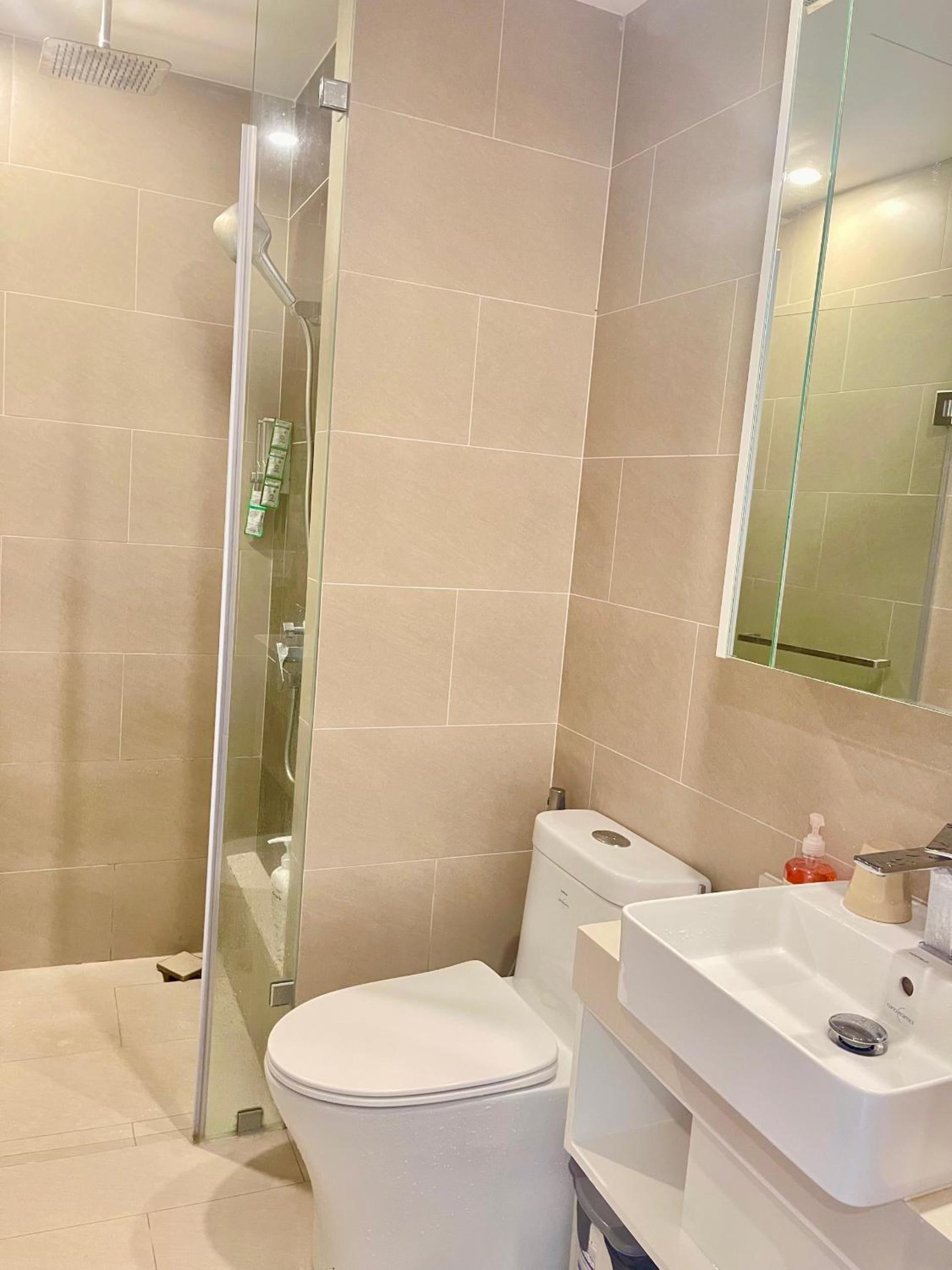 Two-Bedroom Apartment With Balcony - Photo 26