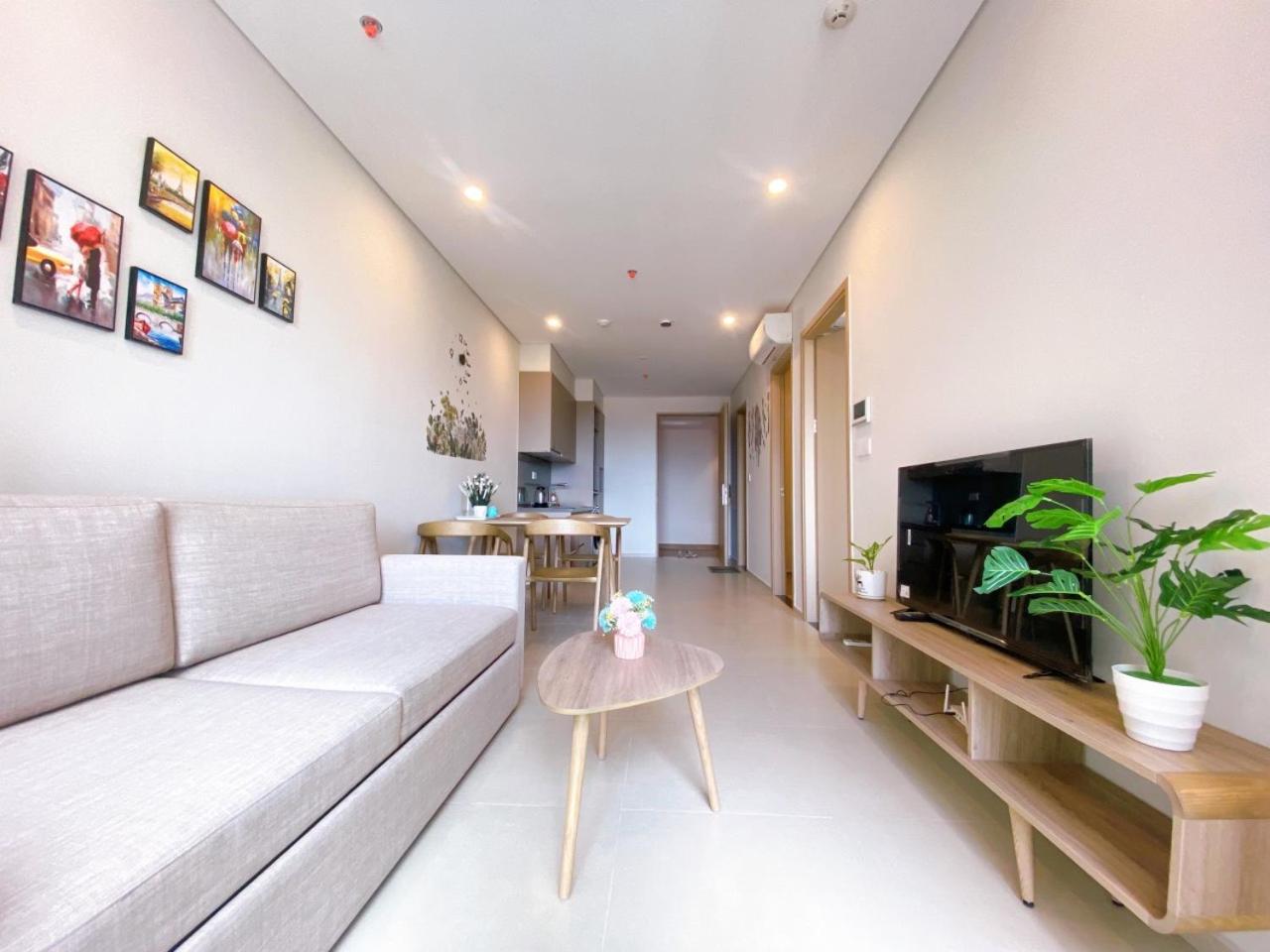 Two-Bedroom Apartment With Balcony - Photo 23