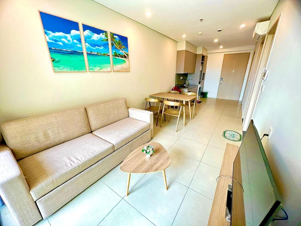 Two-Bedroom Apartment With Balcony - Photo 3