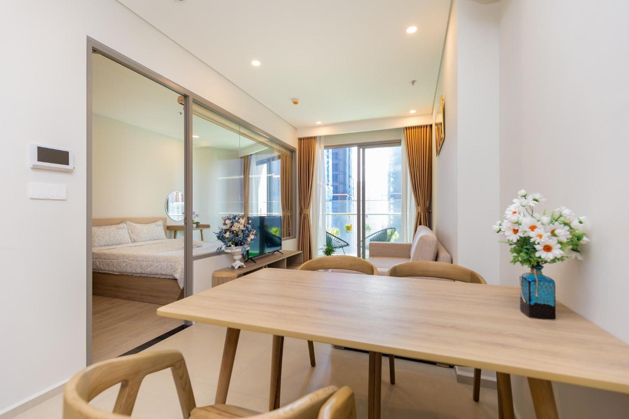 Two-Bedroom Apartment With Balcony - Photo 19
