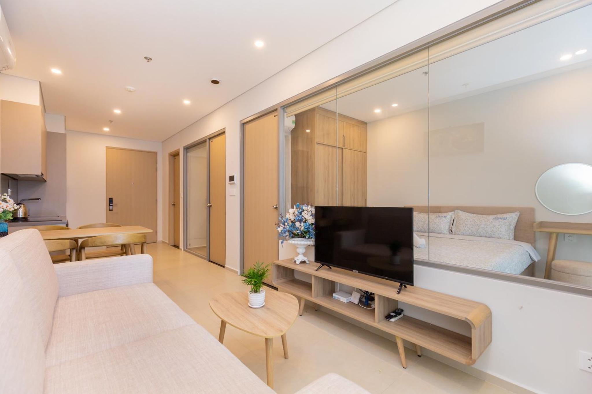 Two-Bedroom Apartment With Balcony - Photo 21