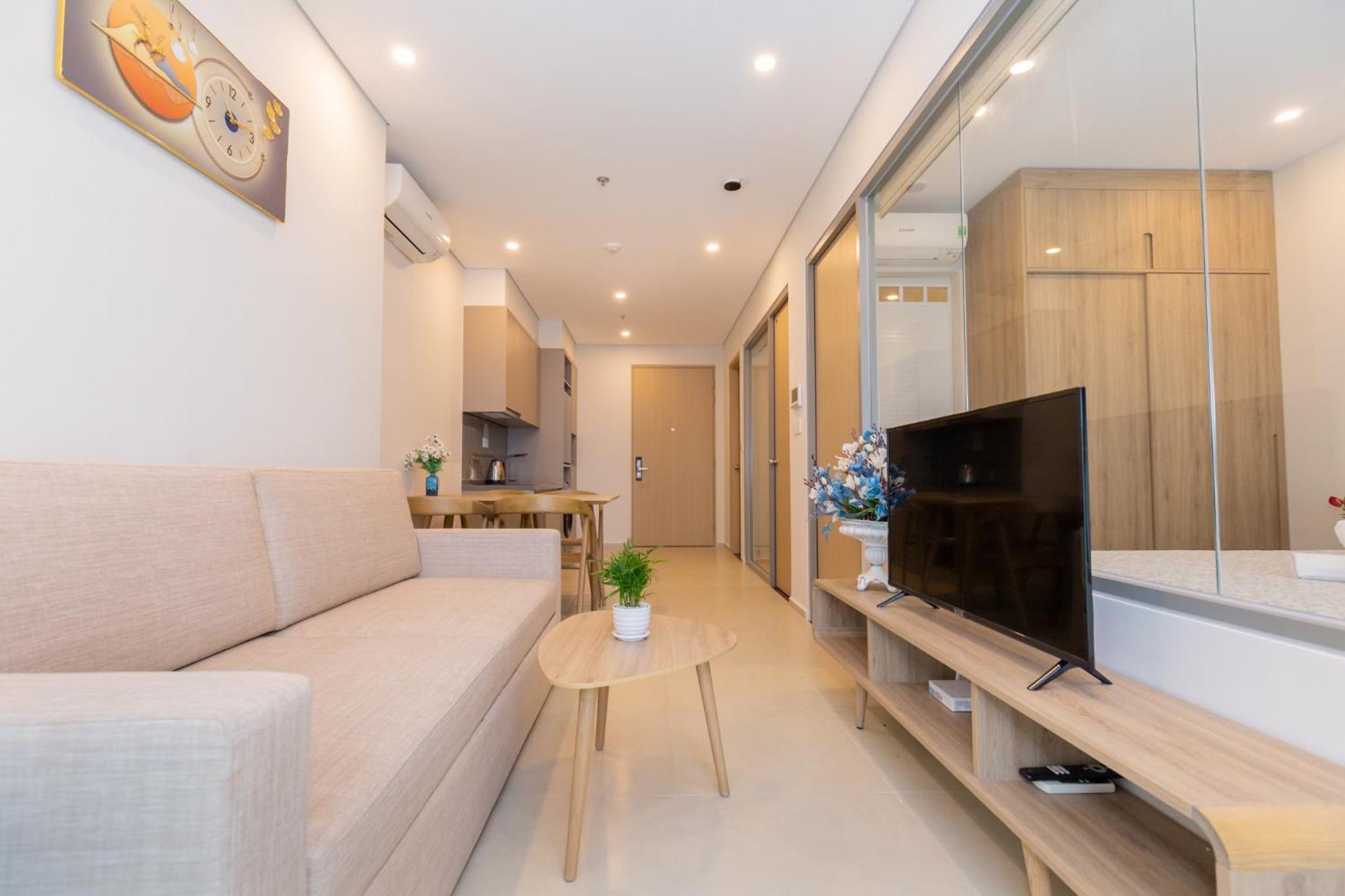 Two-Bedroom Apartment With Balcony - Photo 22