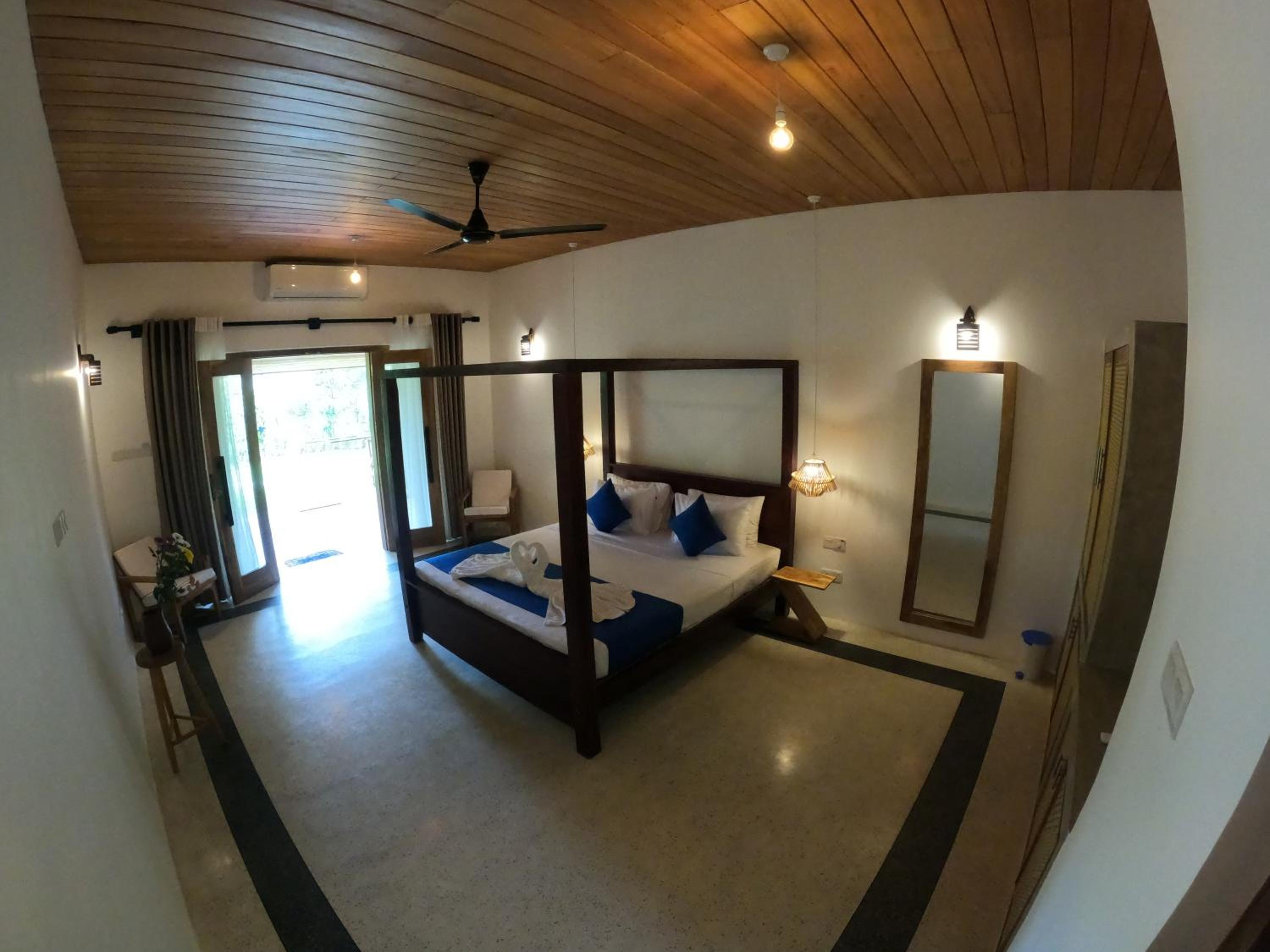 Double Room With Private Bathroom photo 1