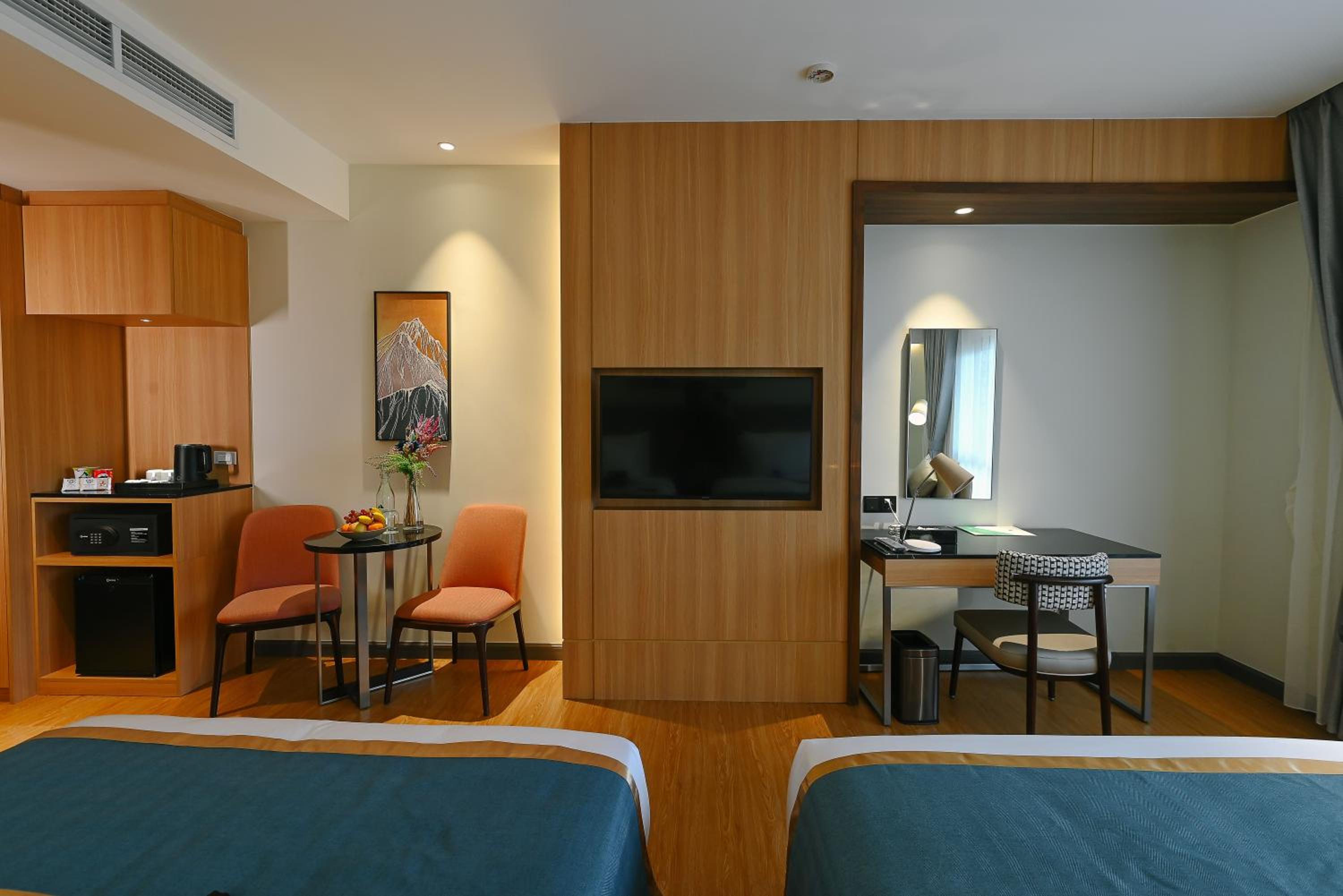 Deluxe Double or Twin Room - Photo 7