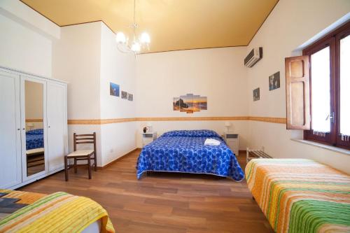 Triple Room with Private External Bathroom photo 3