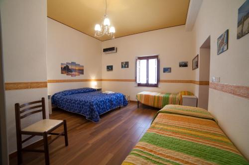 Triple Room with Private External Bathroom photo 2
