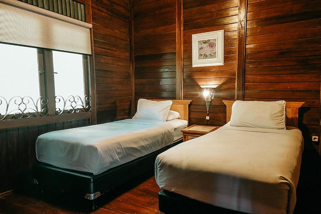 Deluxe Double Or Twin Room photo 1