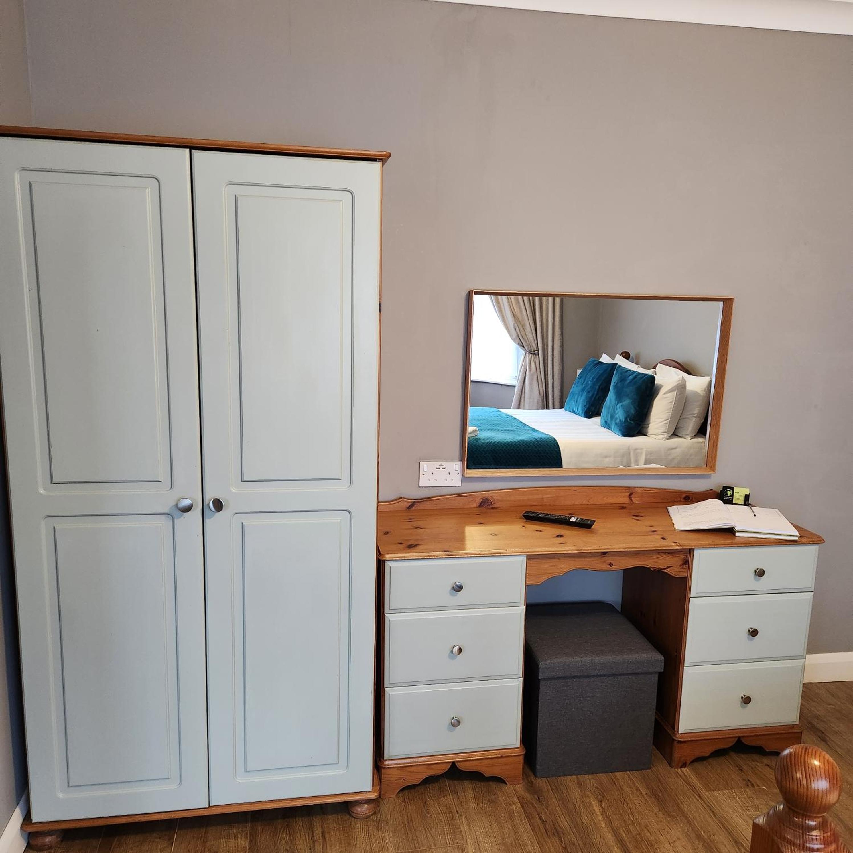 Deluxe Double Room - Photo 18