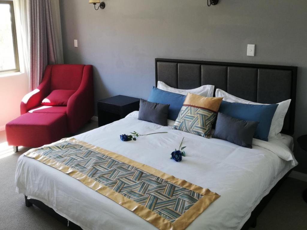 Double Room with Private Bathroom - Photo 1