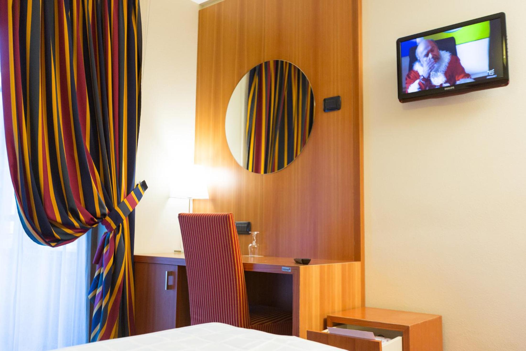 Small Double Room