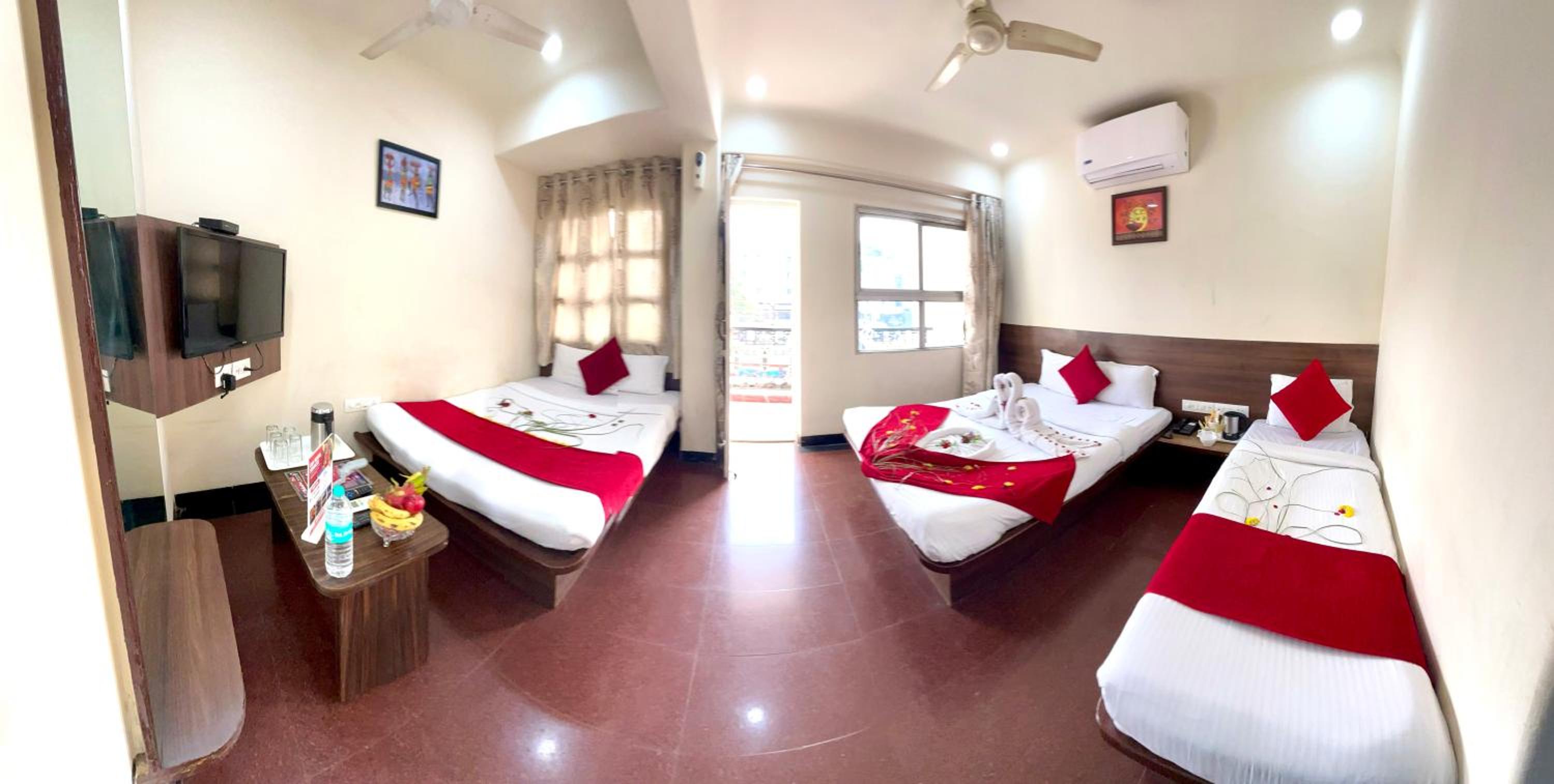 Super Deluxe 5 Bed Ac Room photo 3