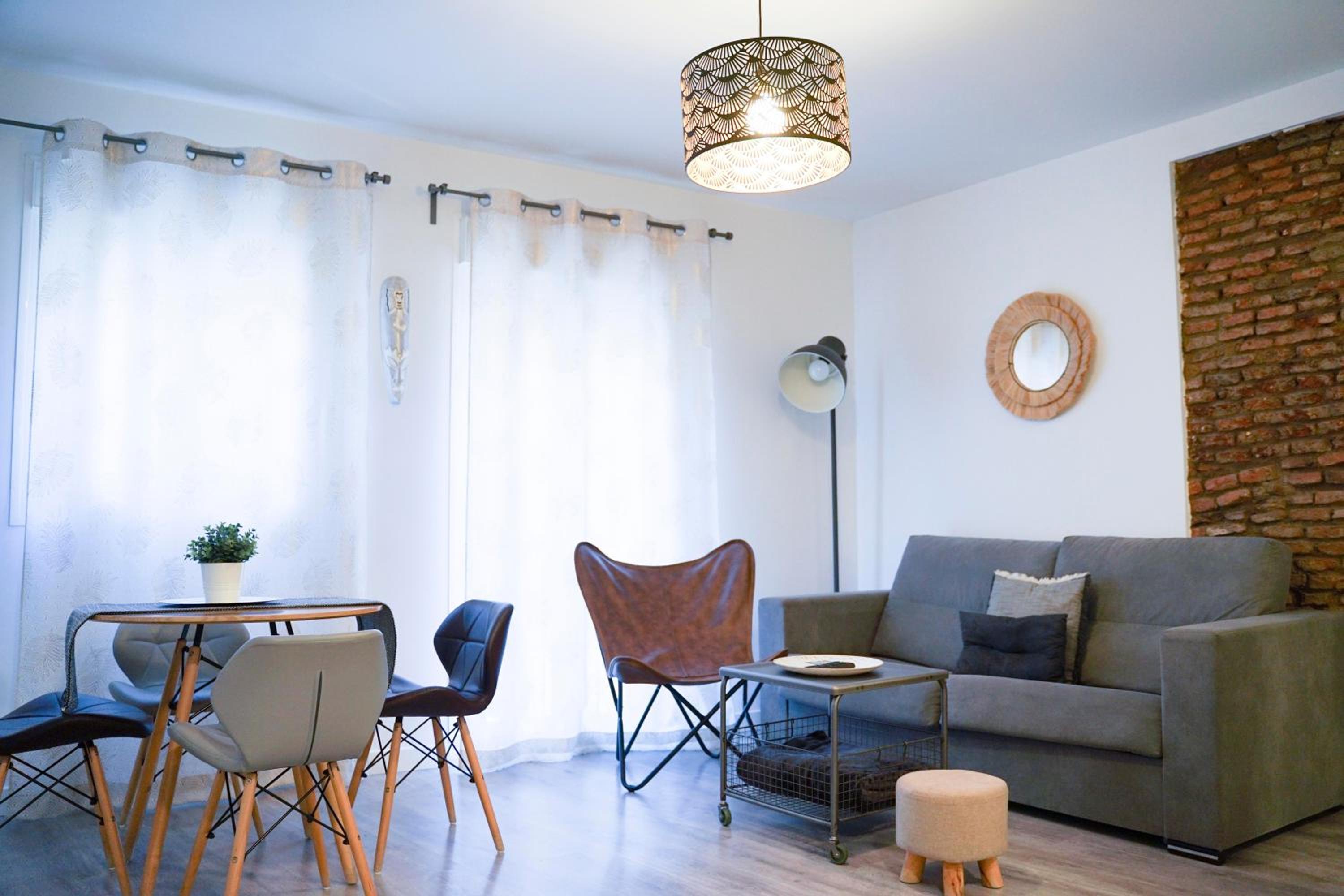 Studio Suites - Photo 24