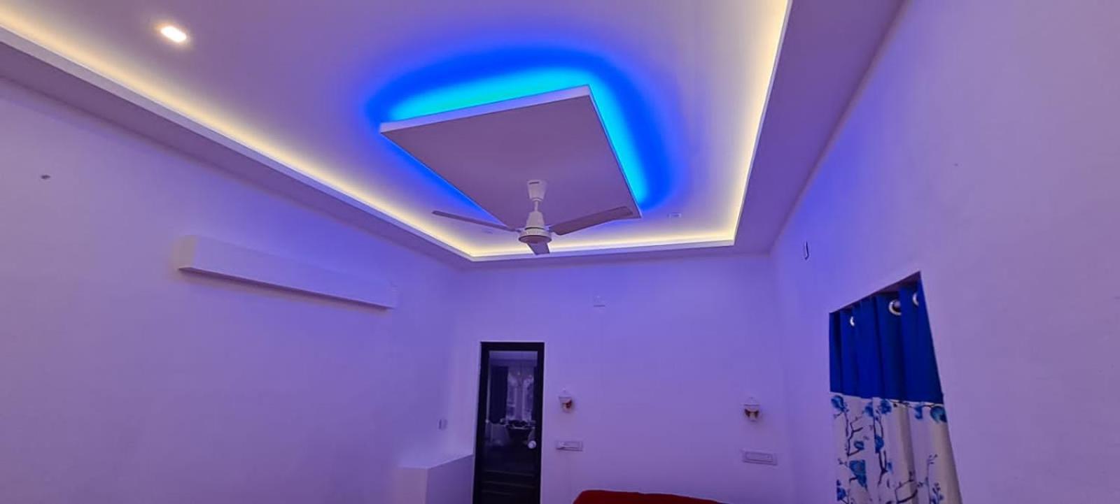 Deluxe Family Room