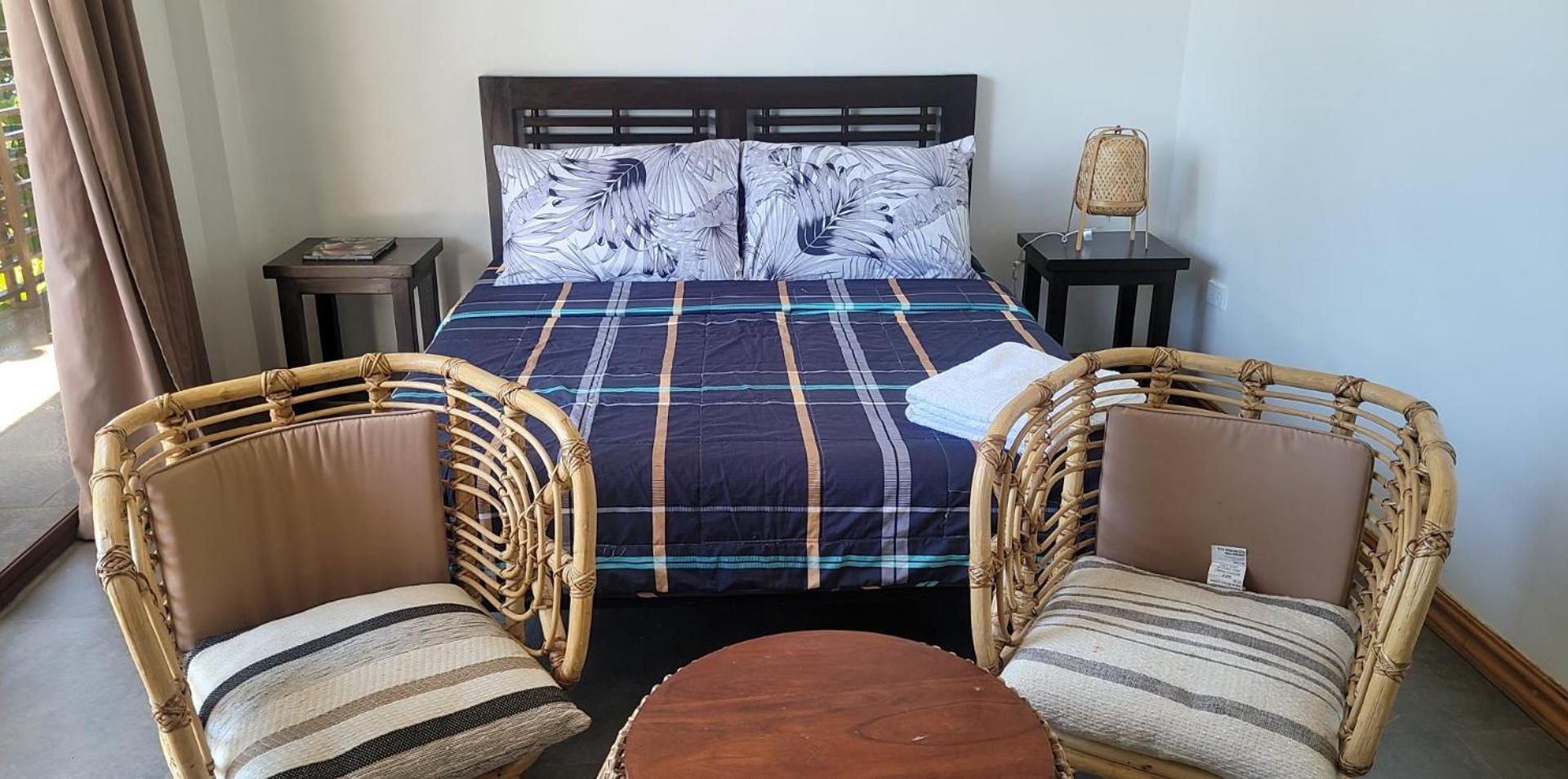 Deluxe Queen Room - Photo 2