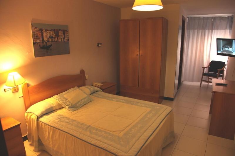 Habitación Doble o con Dos Camas