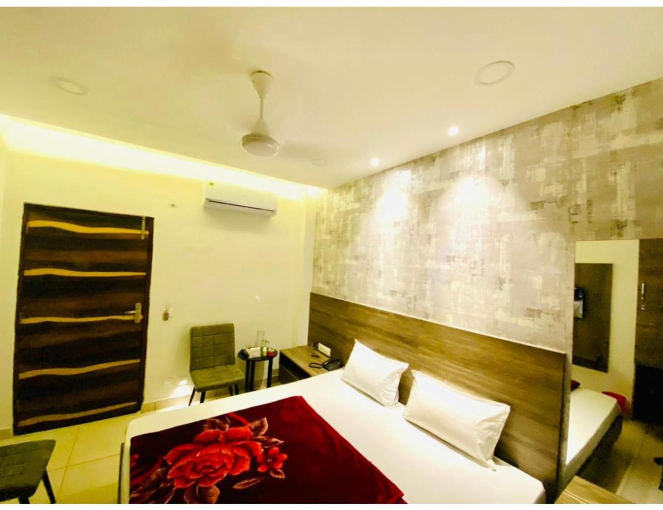 Deluxe Room photo 3