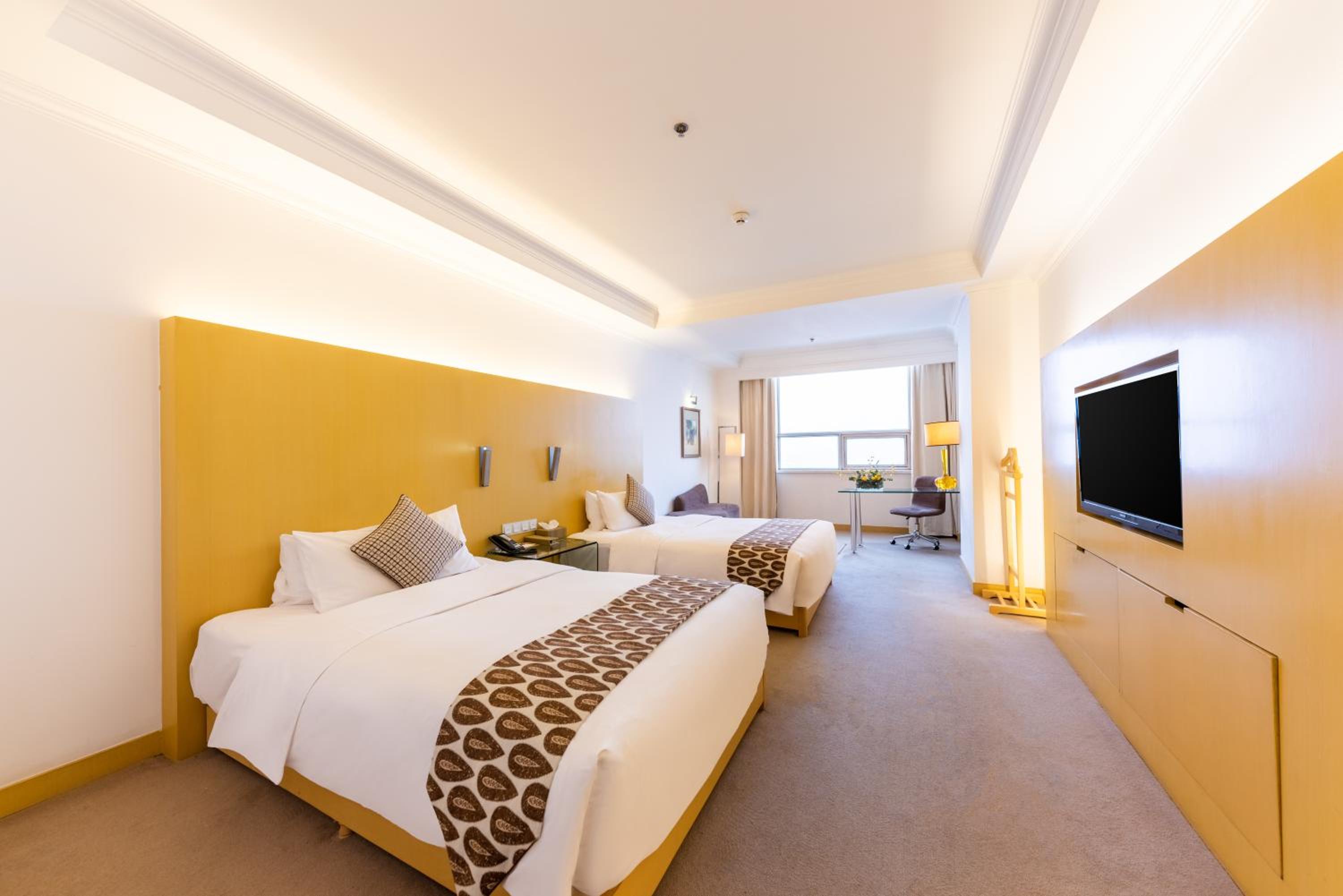 Deluxe Room Twin Beds photo 3