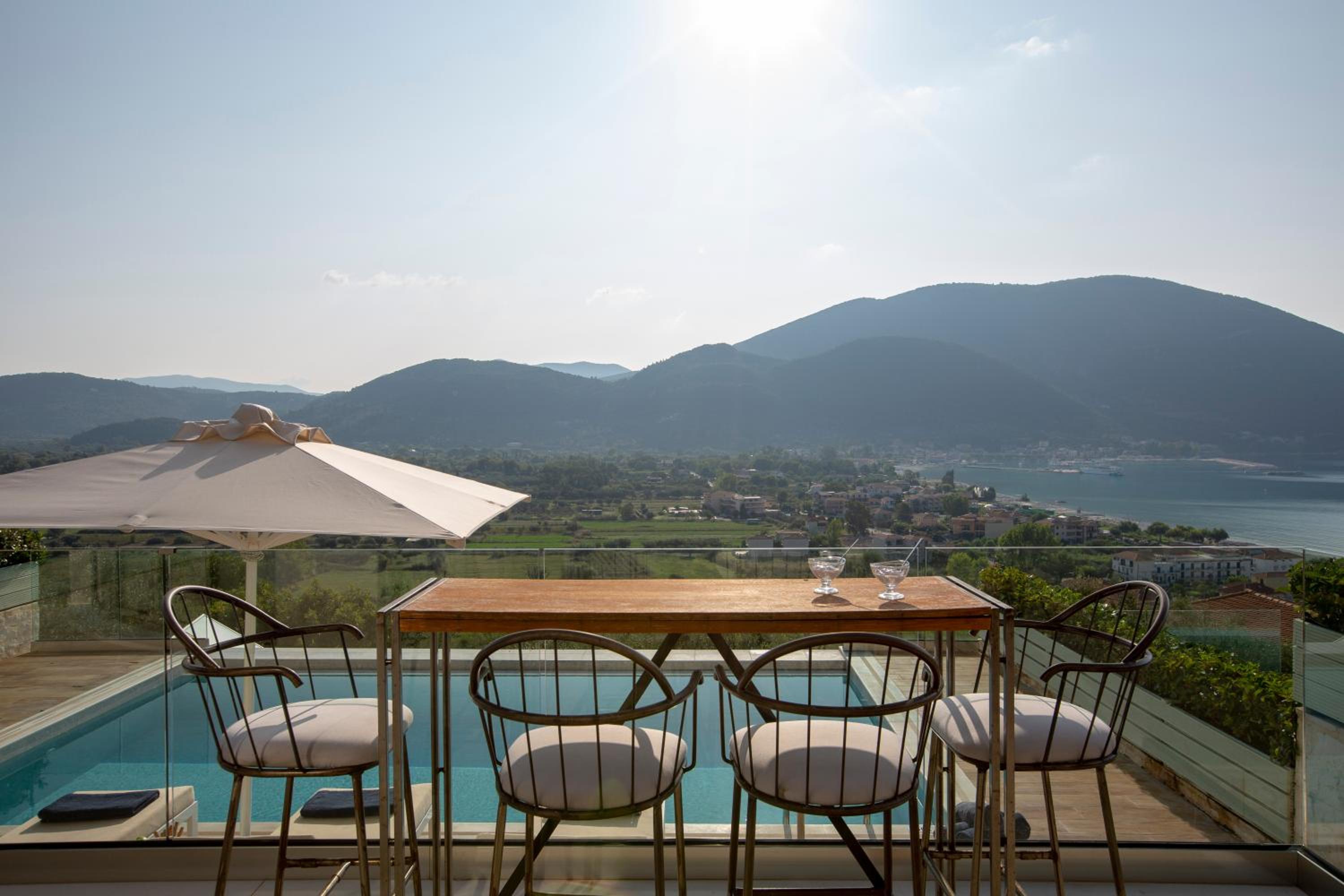 Villa photo 3