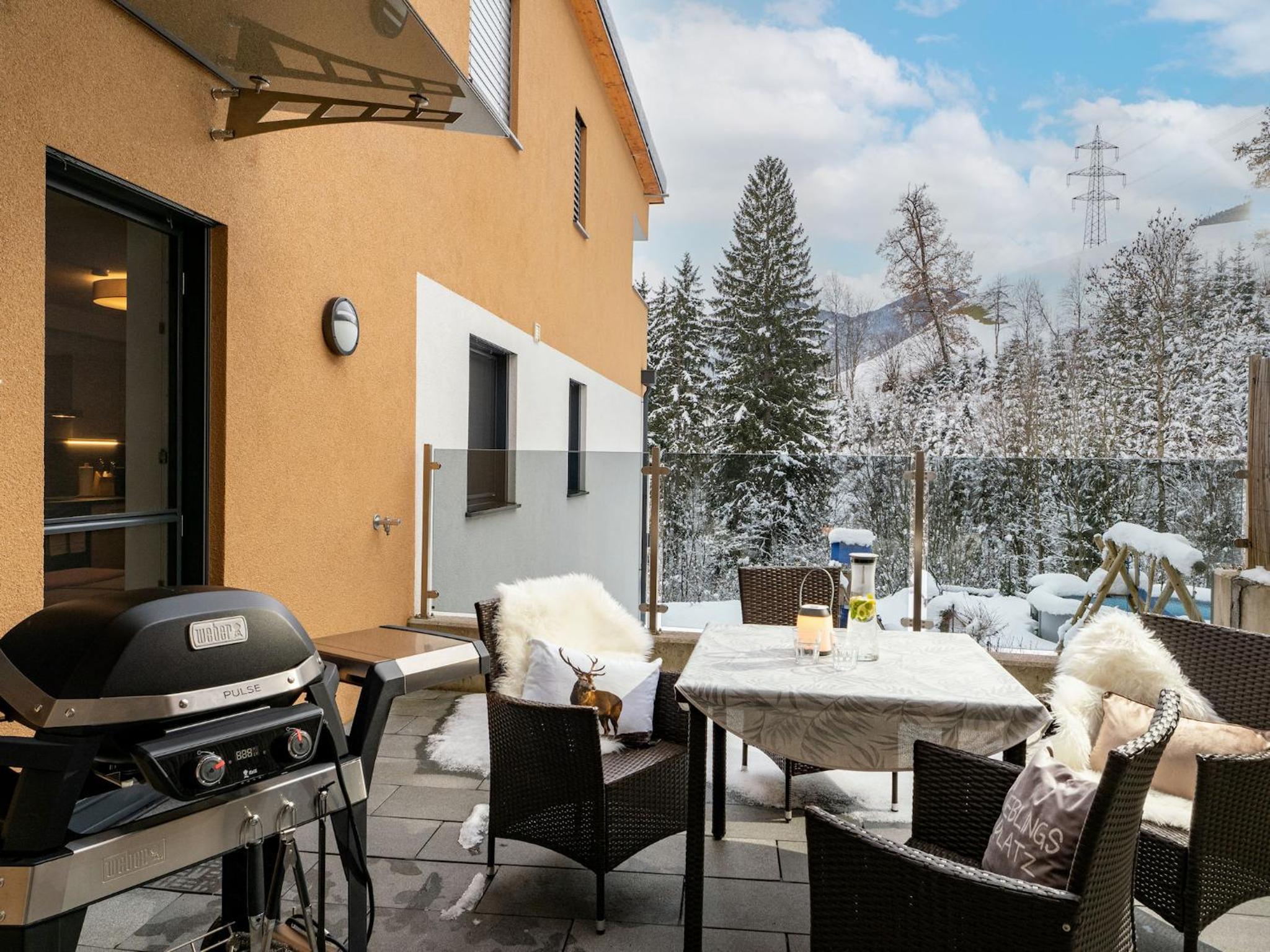 Apartment with Terrace photo 3