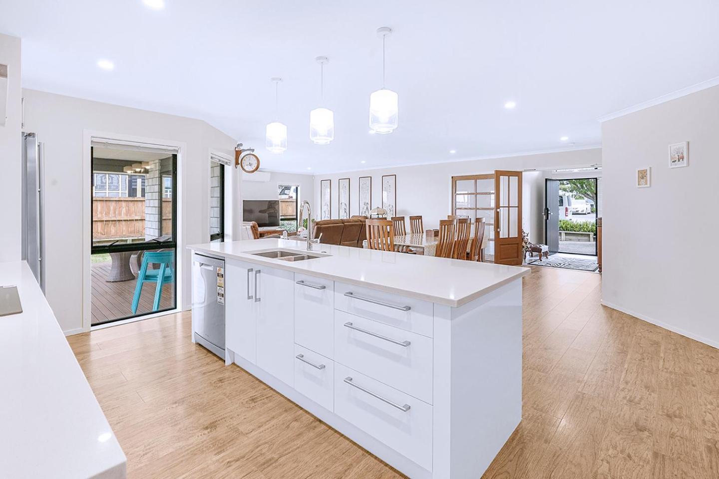 Four-Bedroom House photo 2