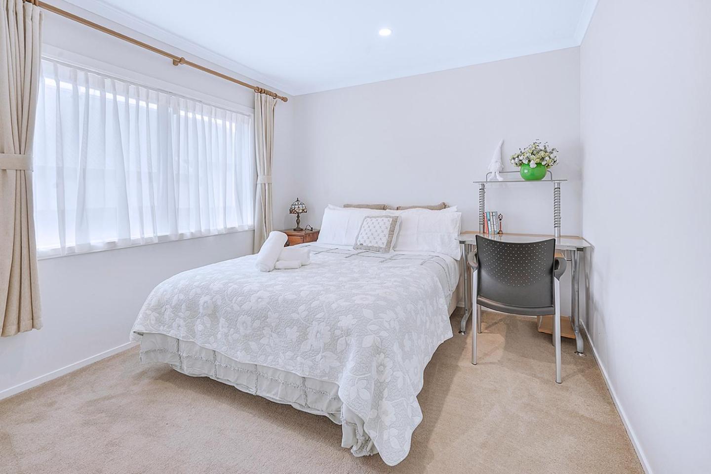 Four-Bedroom House photo 1