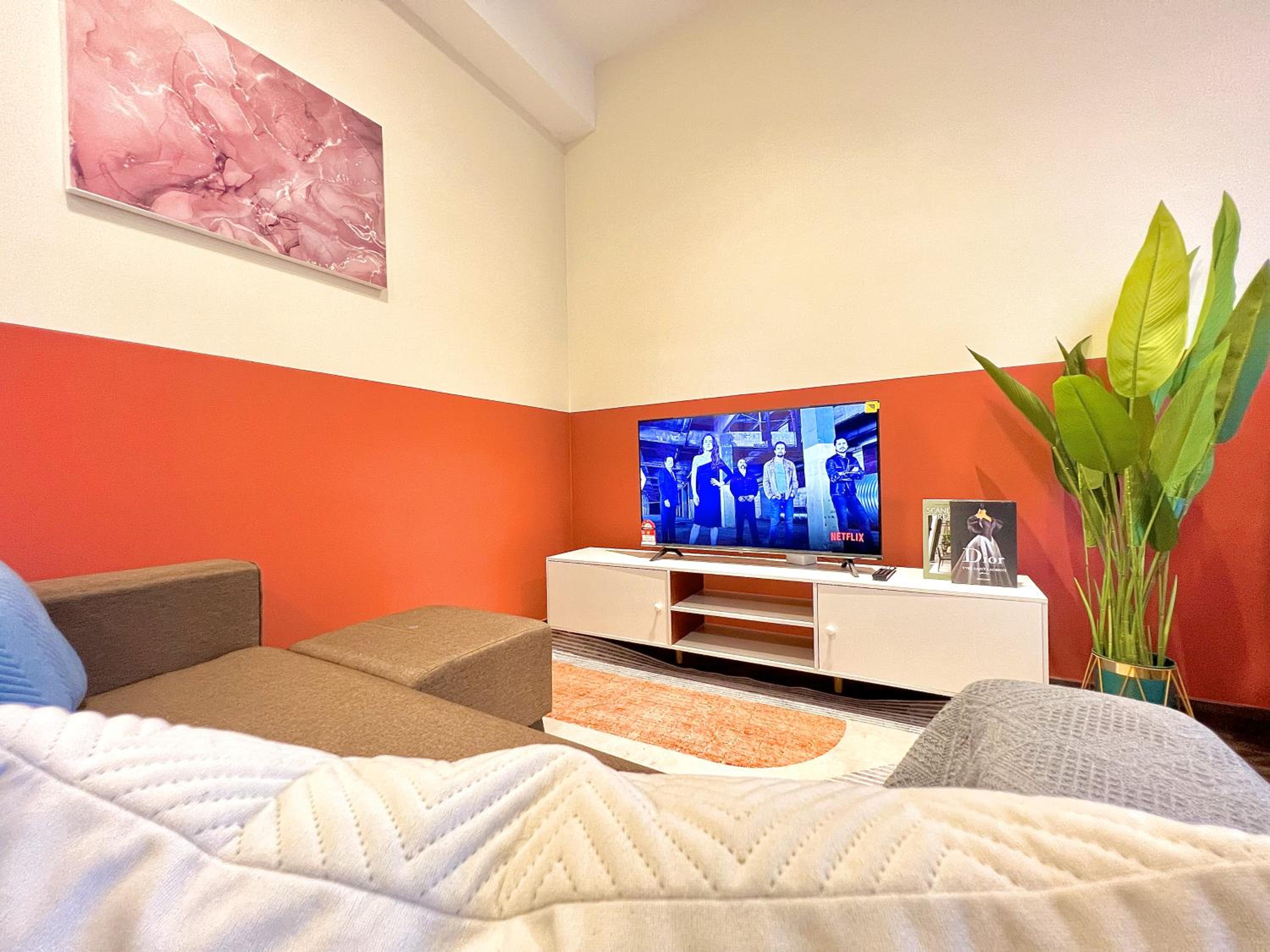 Studio Apartment photo 2
