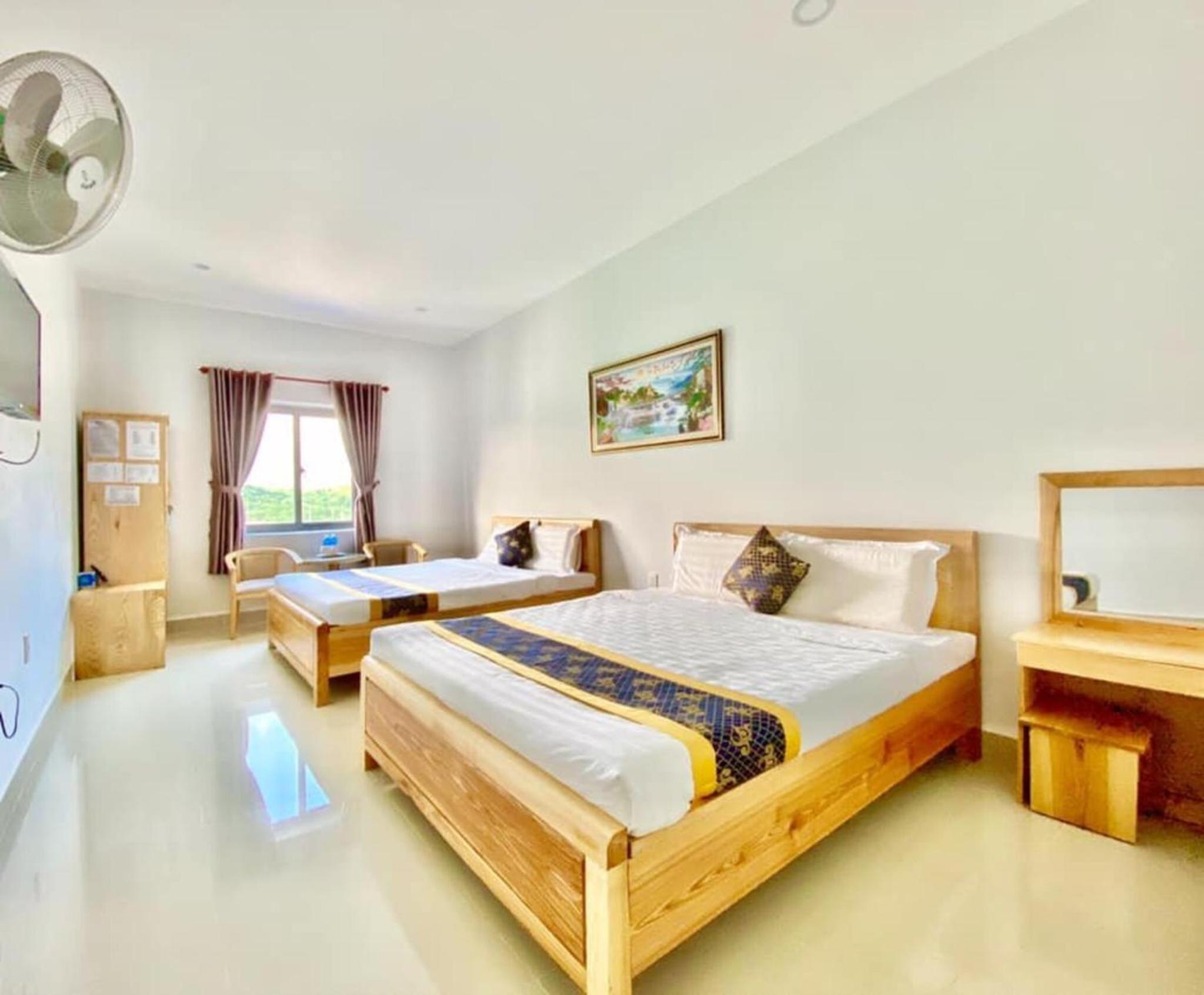 Triple Room with Sea View