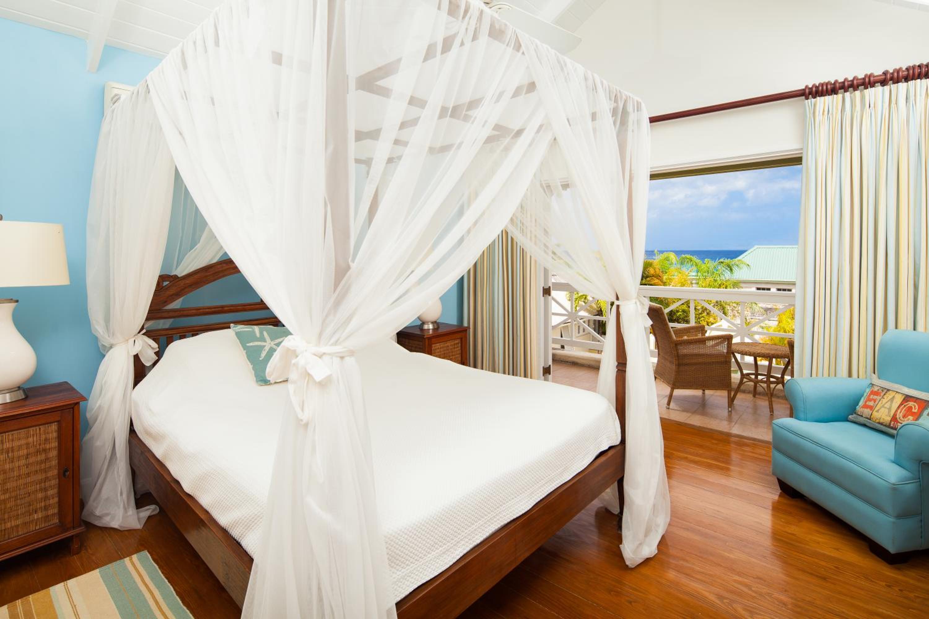 One-Bedroom Suite with Garden View photo 3