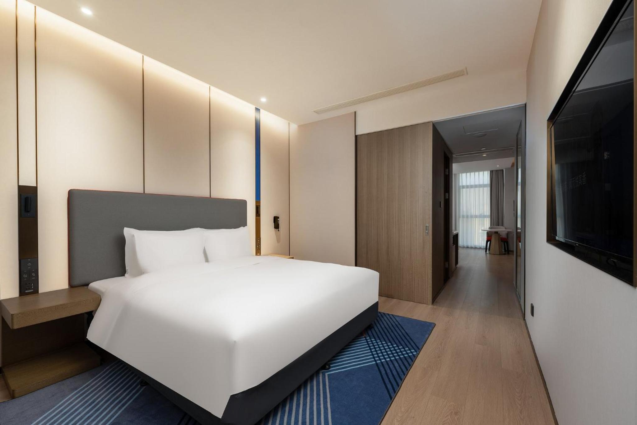 King Suite