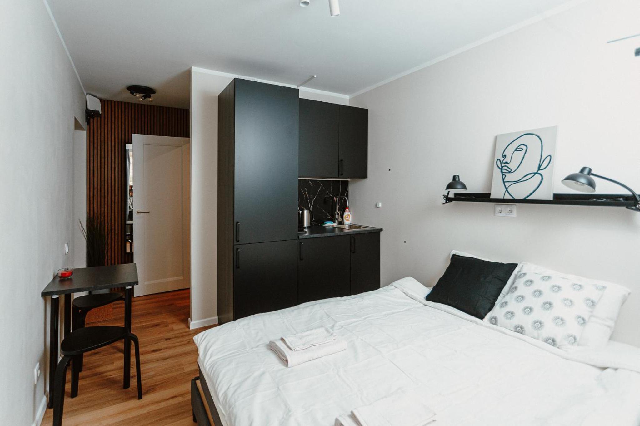 One-Bedroom Apartment - Photo 16