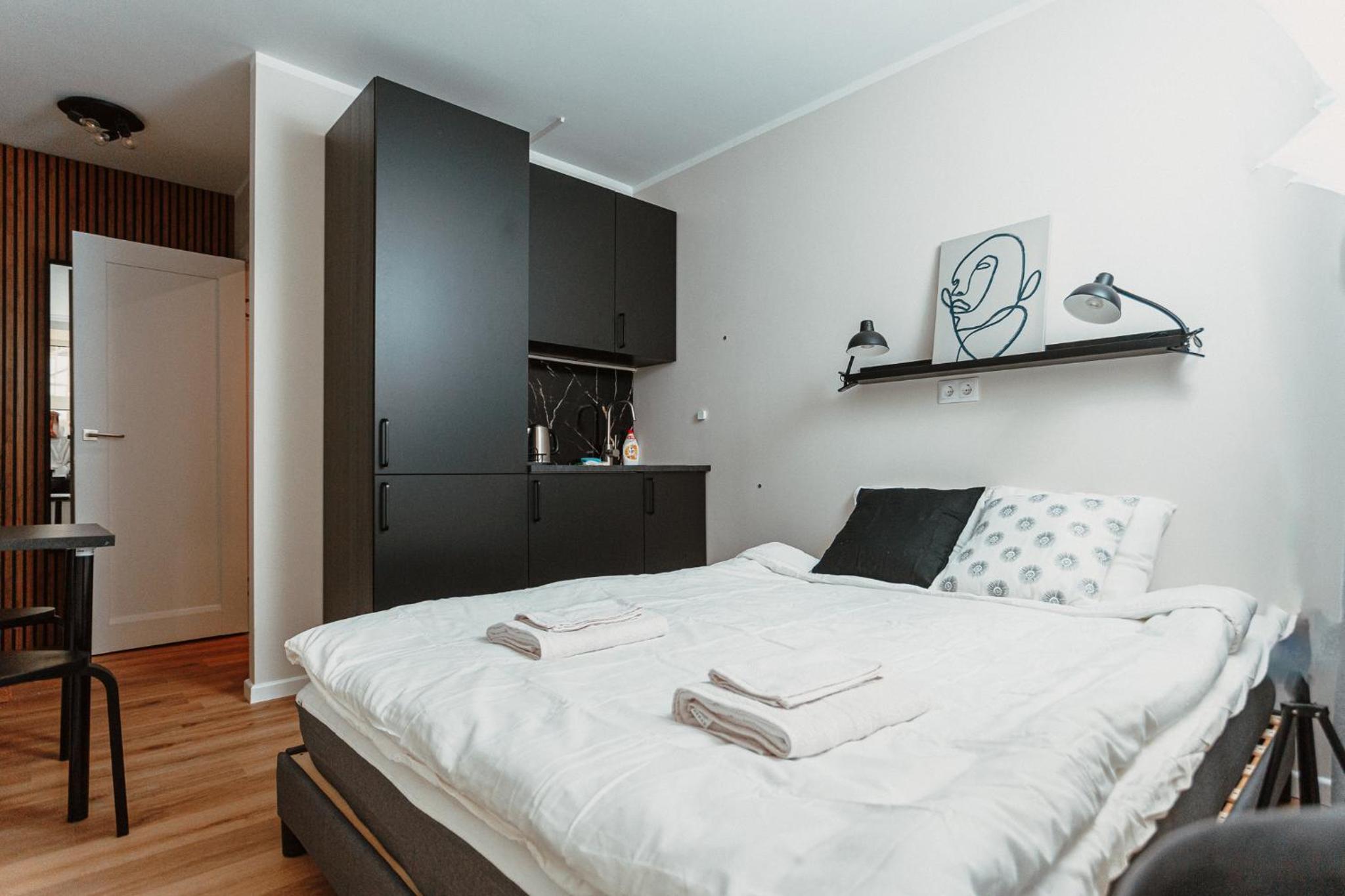 One-Bedroom Apartment - Photo 26