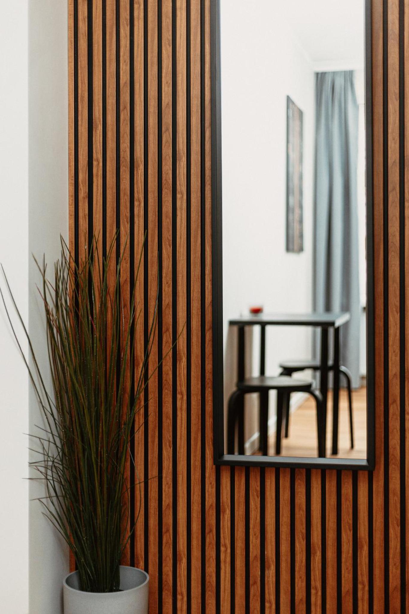 One-Bedroom Apartment - Photo 7
