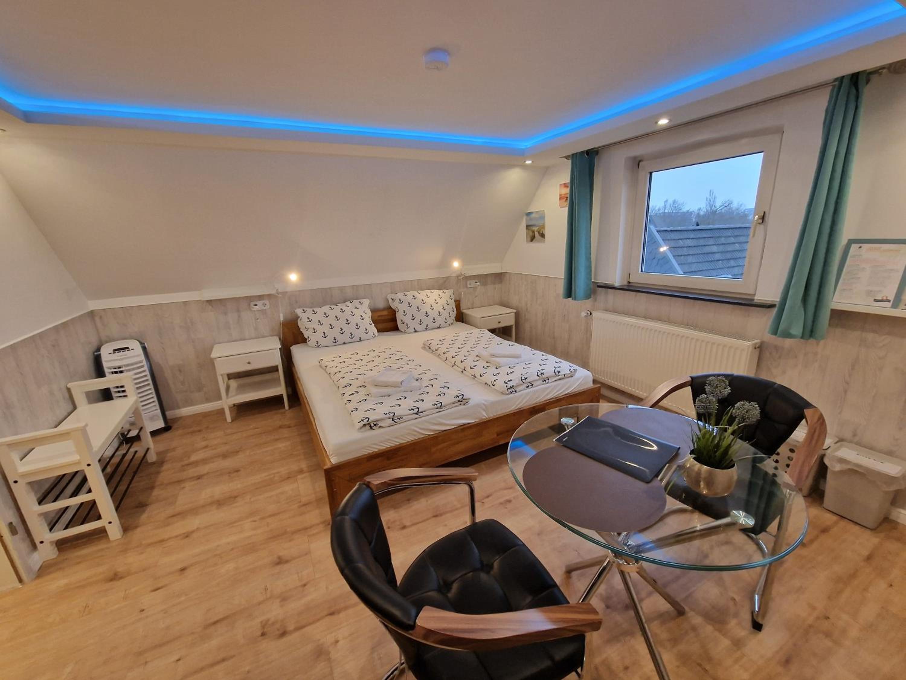 Comfort Double Room Nr. 11 ( 2nd Floor)